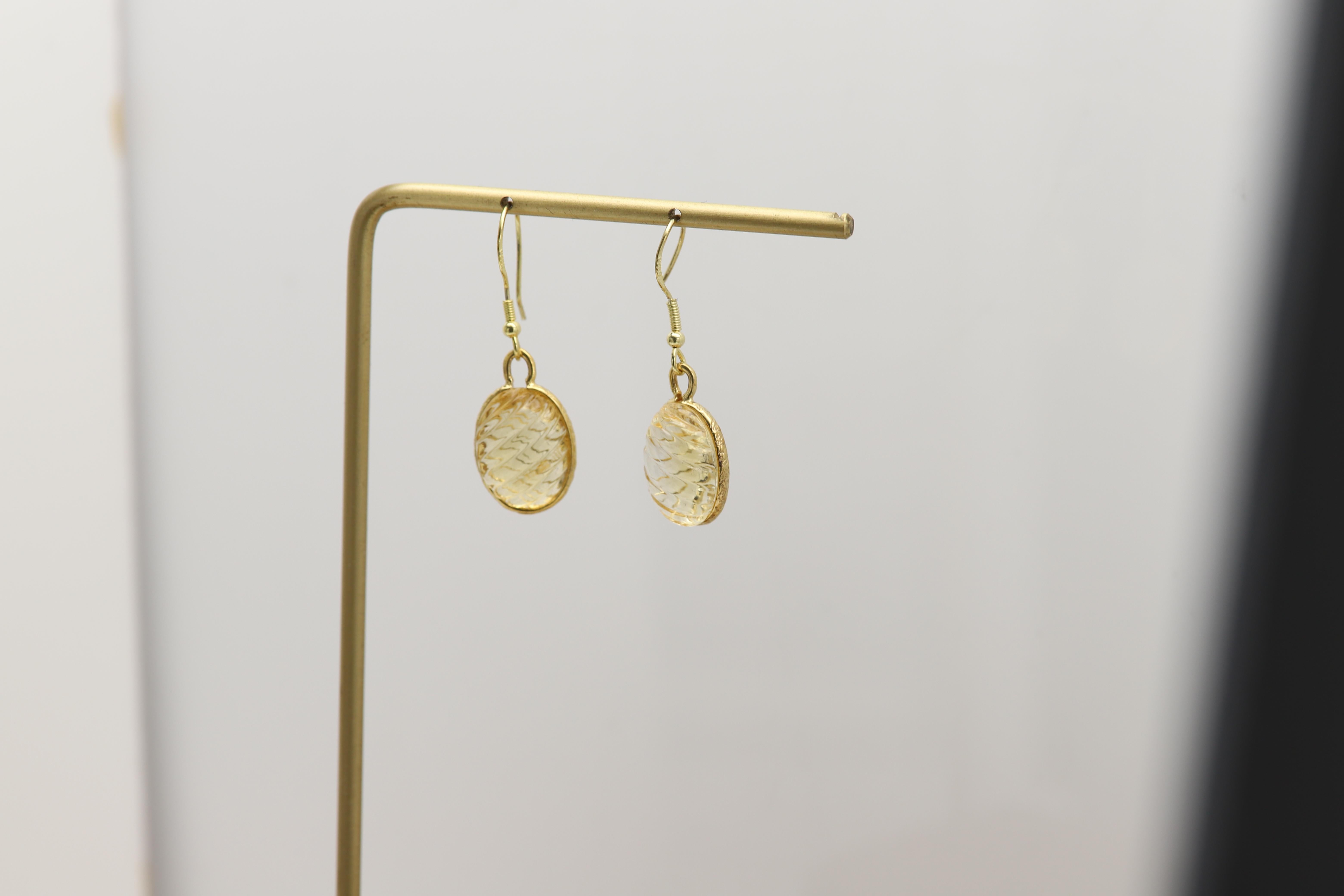 Orecchini ovali di citrino in oro giallo 14 carati e argento .925 In condizioni Nuovo in vendita a Brooklyn, NY
