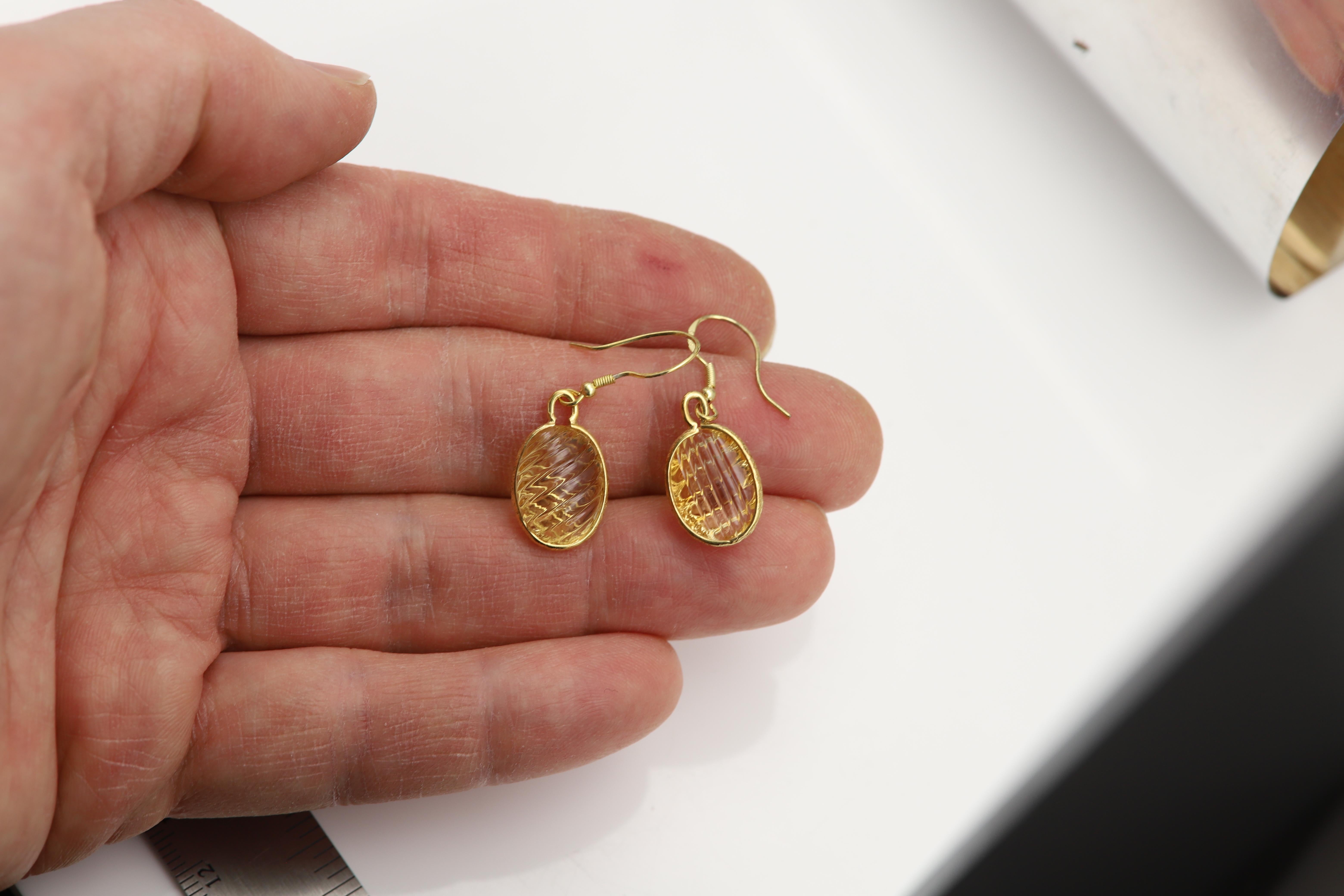 Orecchini ovali di citrino in oro giallo 14 carati e argento .925 in vendita 2