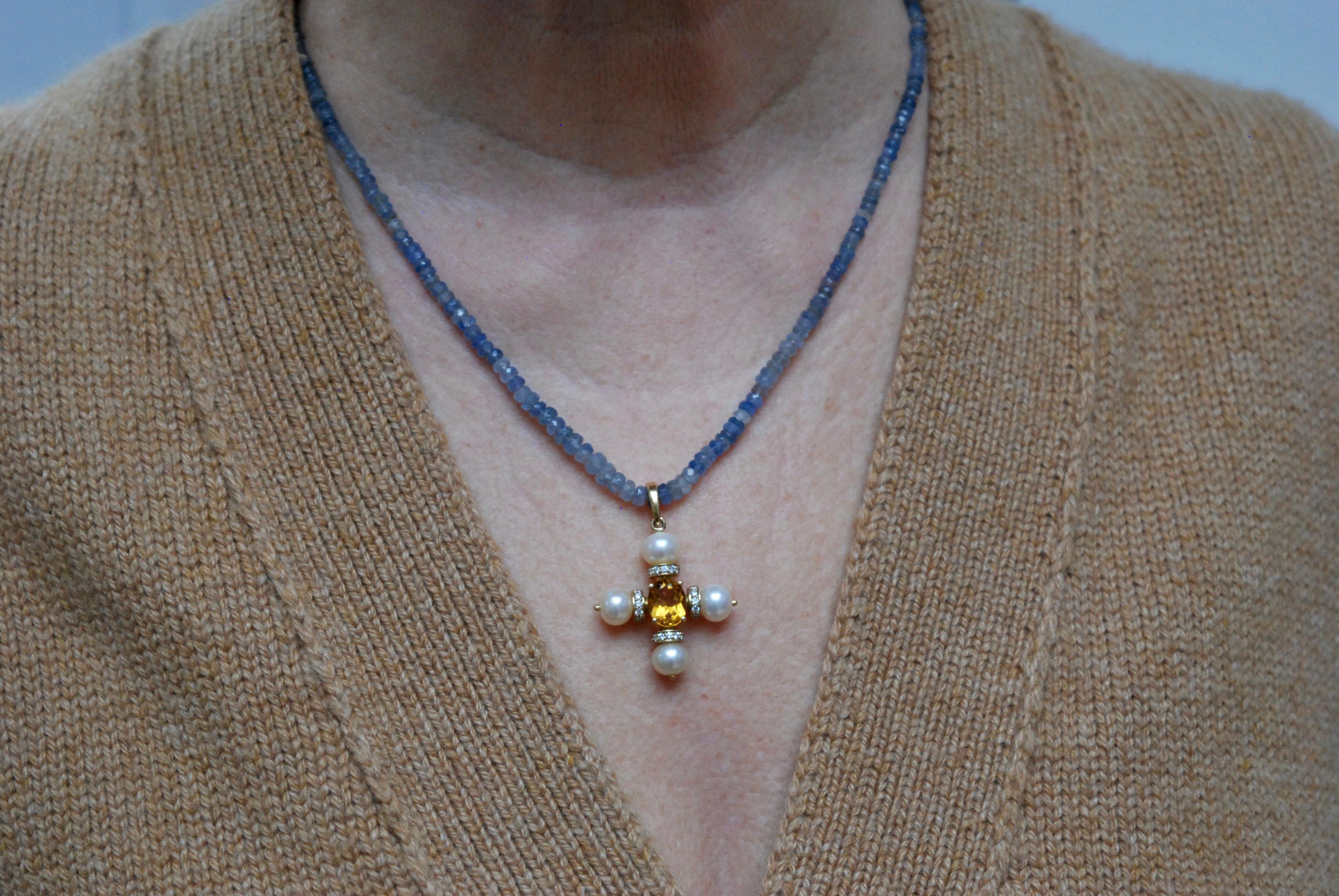 Ciondolo a forma di croce con citrino, perla e diamante in vendita 2