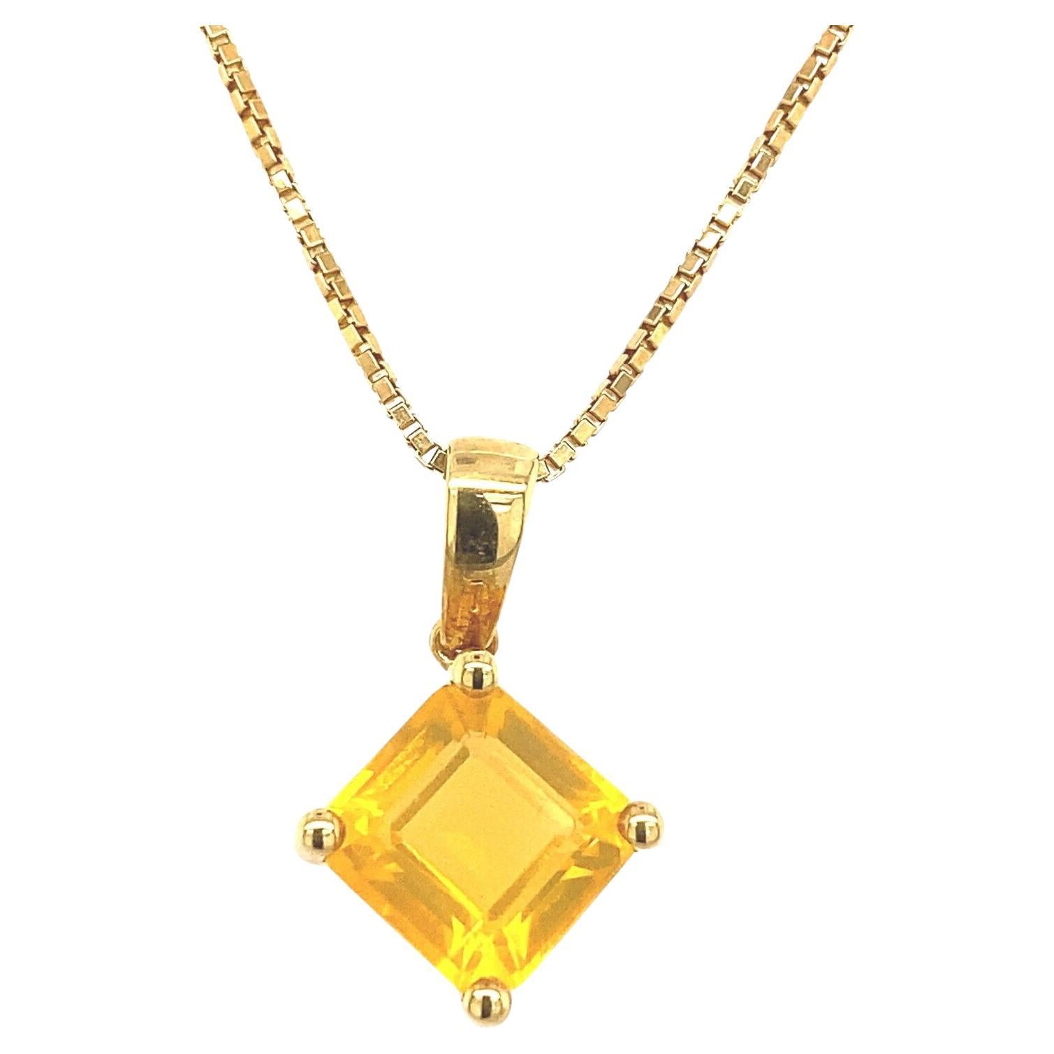 Citrine Pendant Suspending on 20" Chain in 18ct Yellow Gold