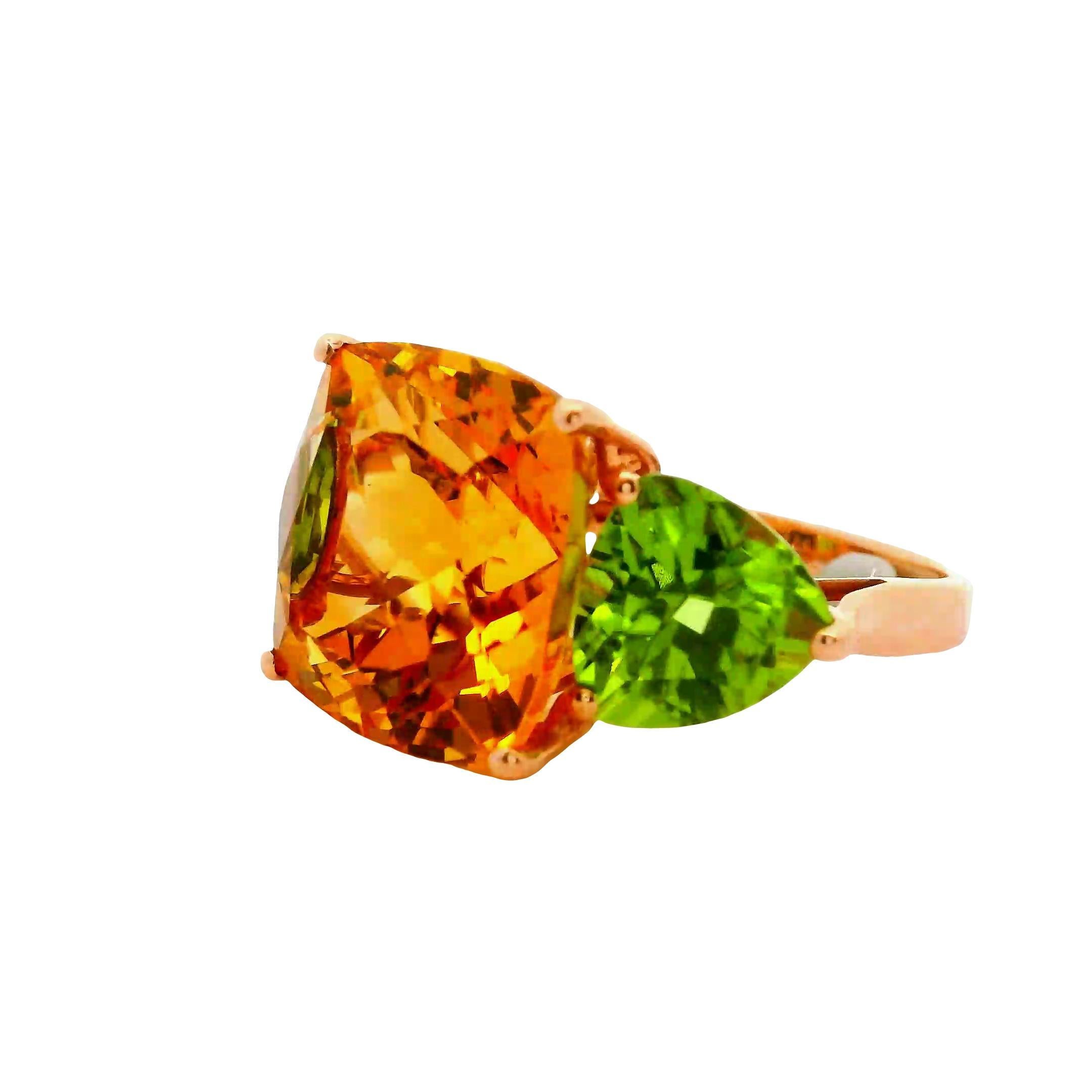 Citrine Peridot 14K Gold Three-Stone Ring Excellent état - En vente à Beverly Hills, CA