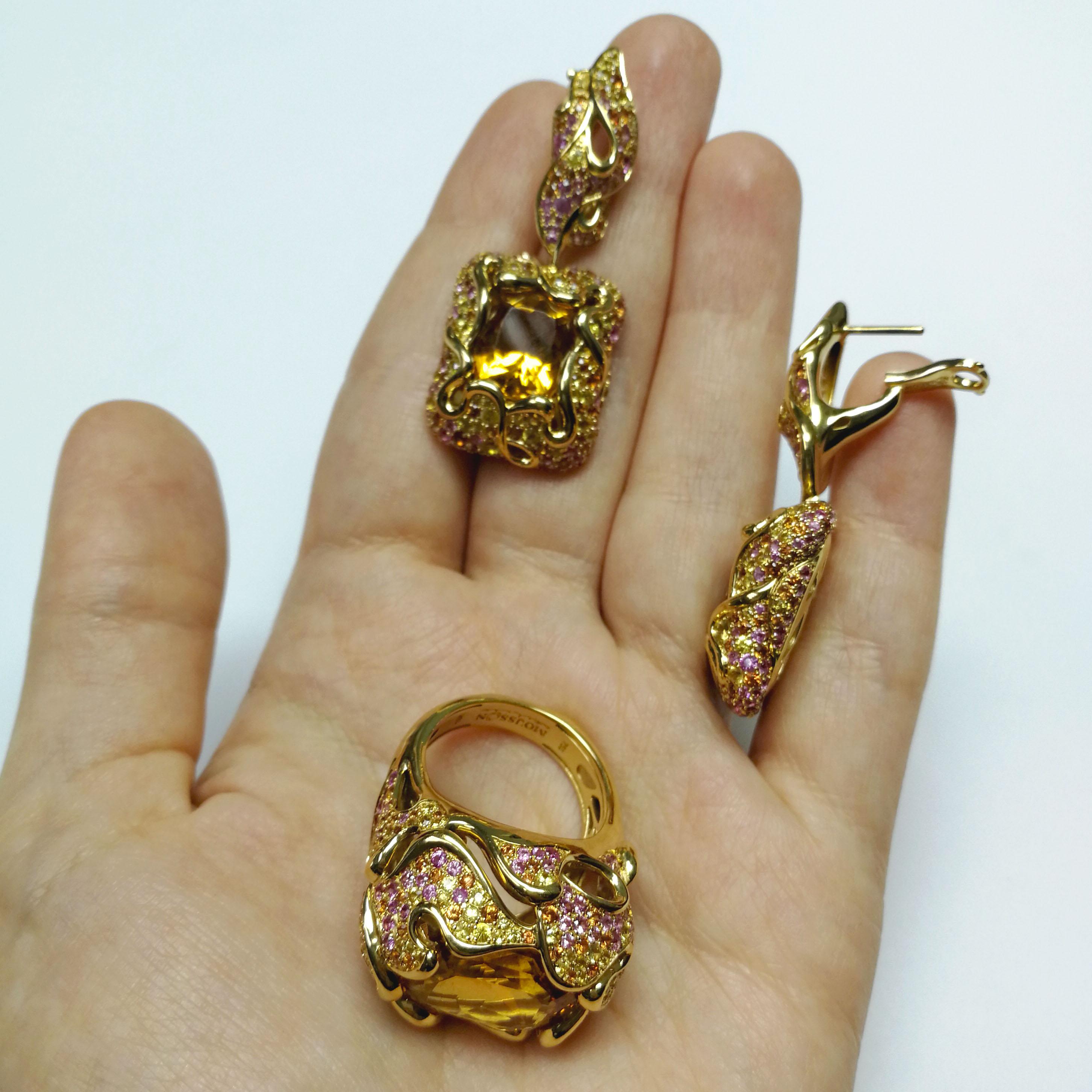 Citrine Pink Yellow Orange Sapphire 18 Karat Yellow Gold Suite In New Condition For Sale In Bangkok, TH