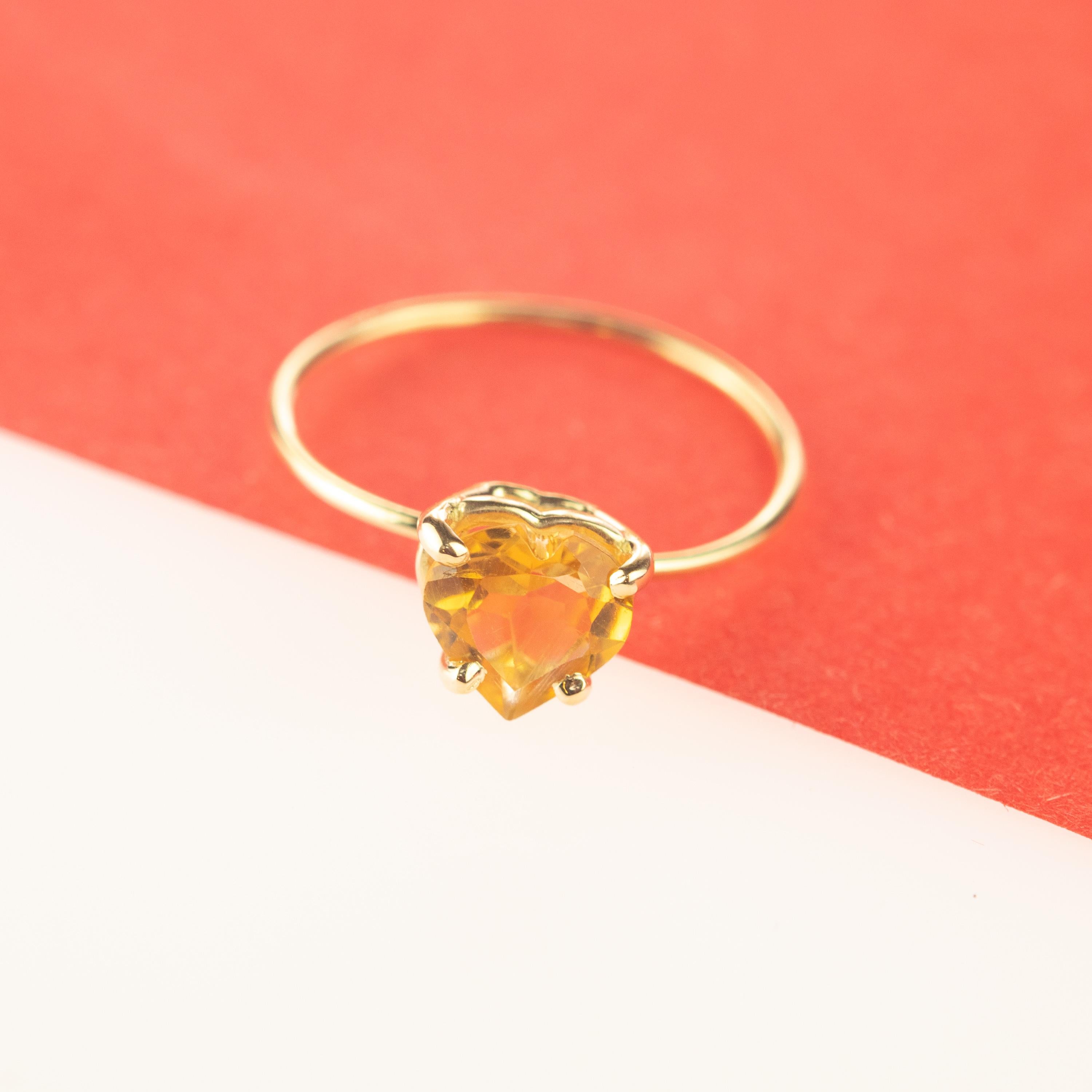 Citrine Quartz Yellow Heart 18 Karat Yellow Gold Valentine's Romantic Ring For Sale 1