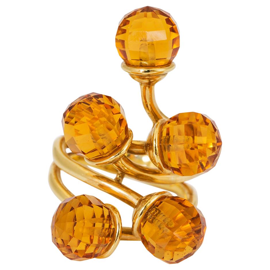 Citrine Ring, 18 Carat Yellow Interlinked Gold Stacking Bands with Five Stones For Sale