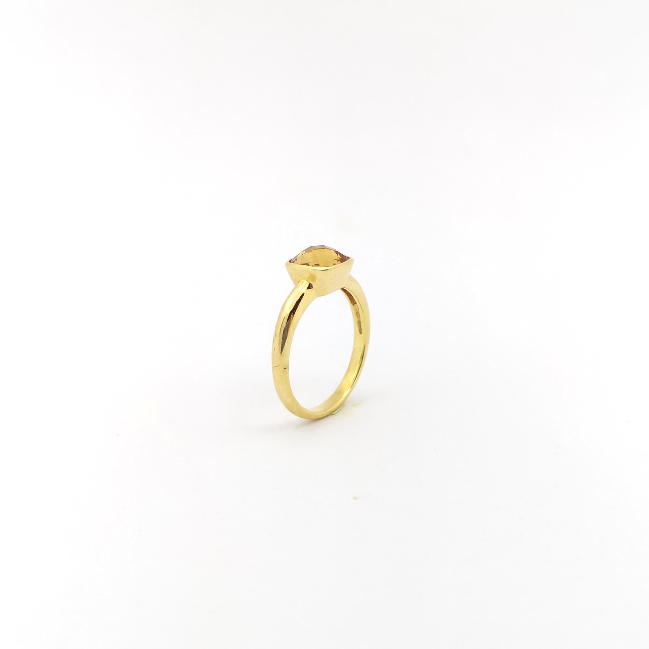 Citrine Ring se in 14K Gold Settings For Sale 8