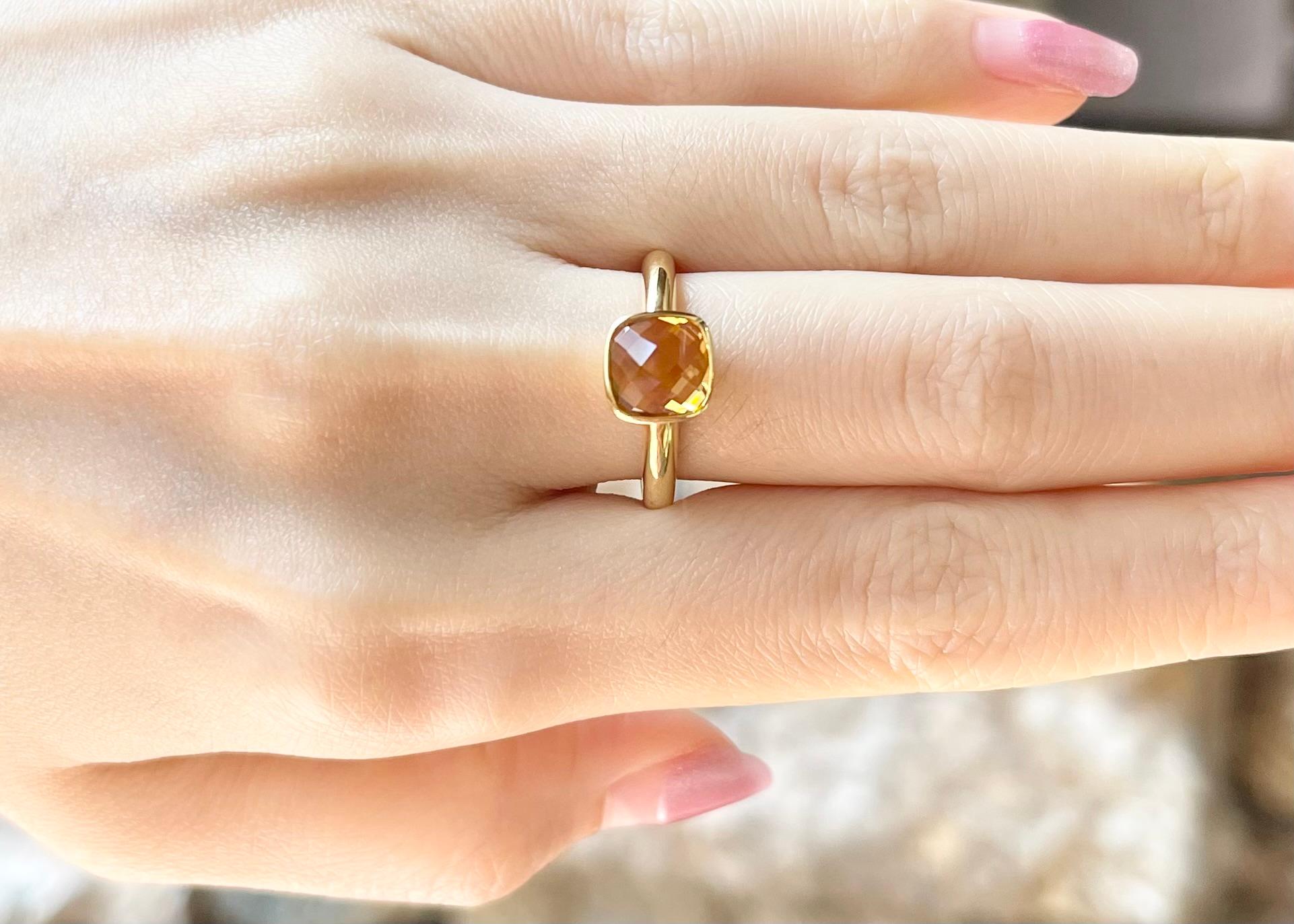 Contemporary Citrine Ring se in 14K Gold Settings For Sale