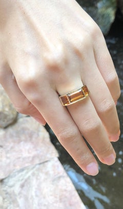 Citrin-Ring in 18 Karat Goldfassungen gefasst