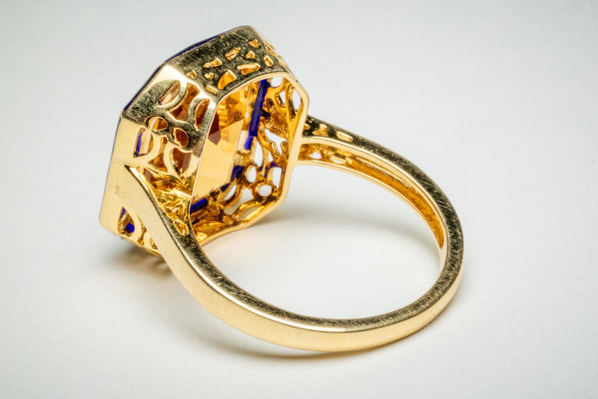 Anello con citrino e smalto blu in oro 18 carati In condizioni ottime in vendita a Nantucket, MA