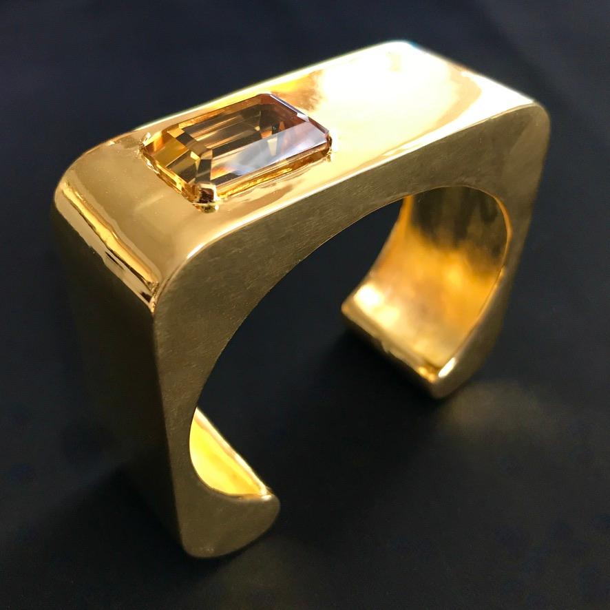 Manchette carrée sertie de citrine Neuf - En vente à London, GB