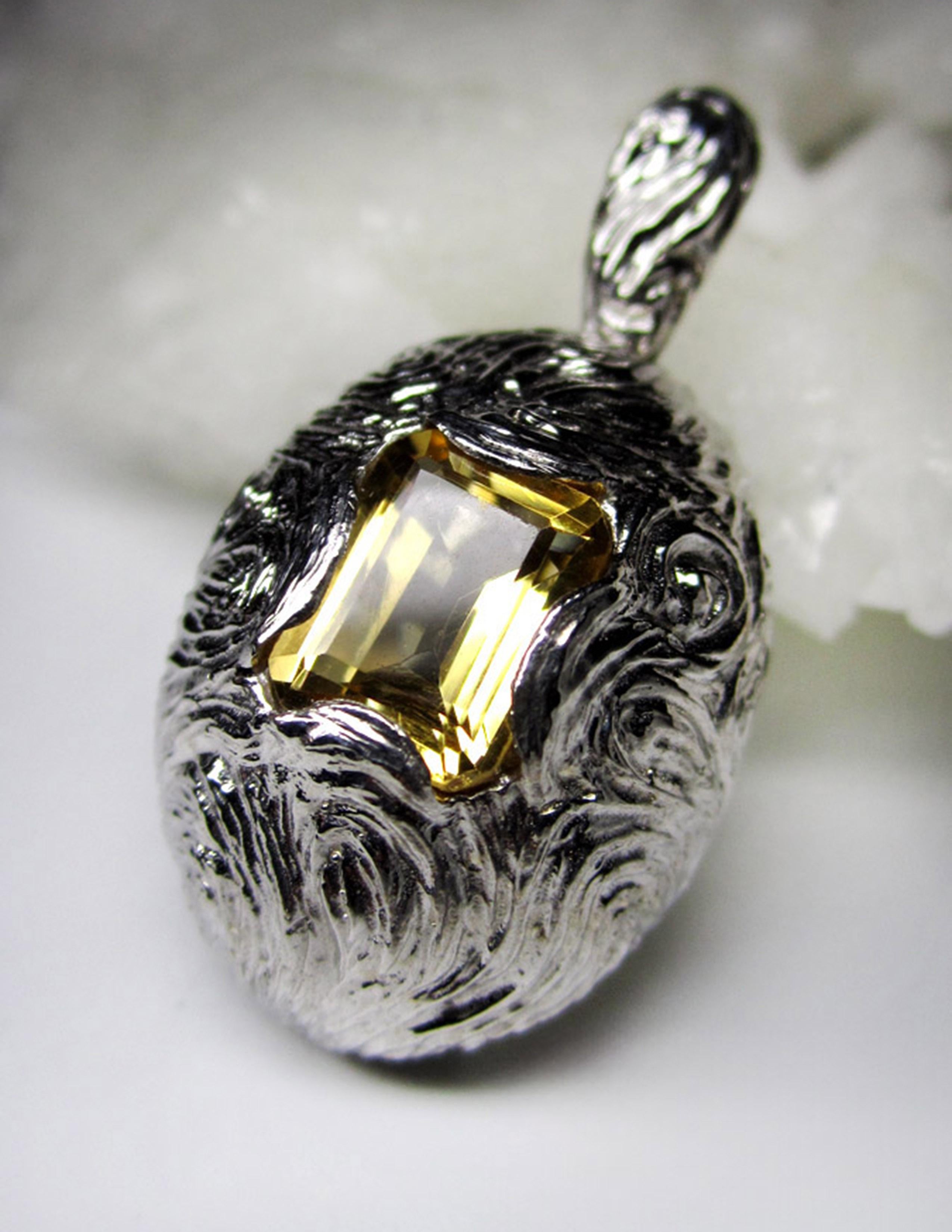 Ciondolo in argento Citrino naturale brasiliano a forma di uovo regalo stile gotico per lui in vendita 4