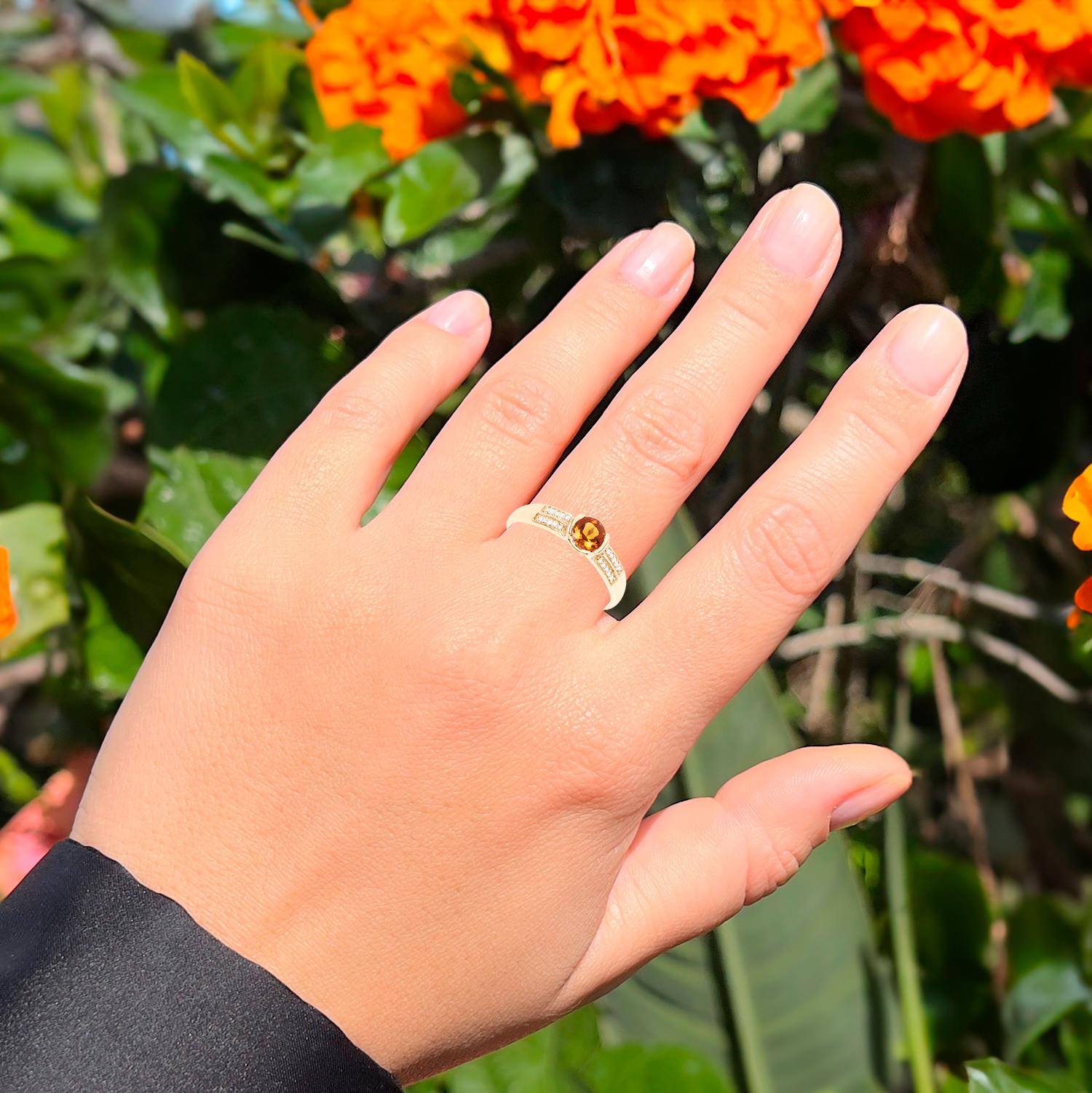 Citrin Solitär Ring Diamantfassung 0,55 Karat 14K Gold Citrin (Rundschliff) im Angebot