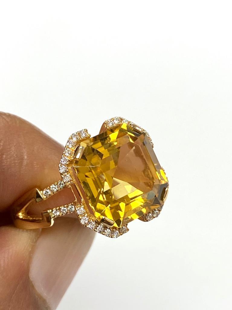 Citrine Square Emerald Cut Ring with Diamonds in 18K Yellow Gold, from 'Gossip' Collection

Stone Size: 12 X 12 mm

Gemstone Weight: 8.1 Carats

Diamonds: G-H / VS, Approx Wt: 0.21 Carats
