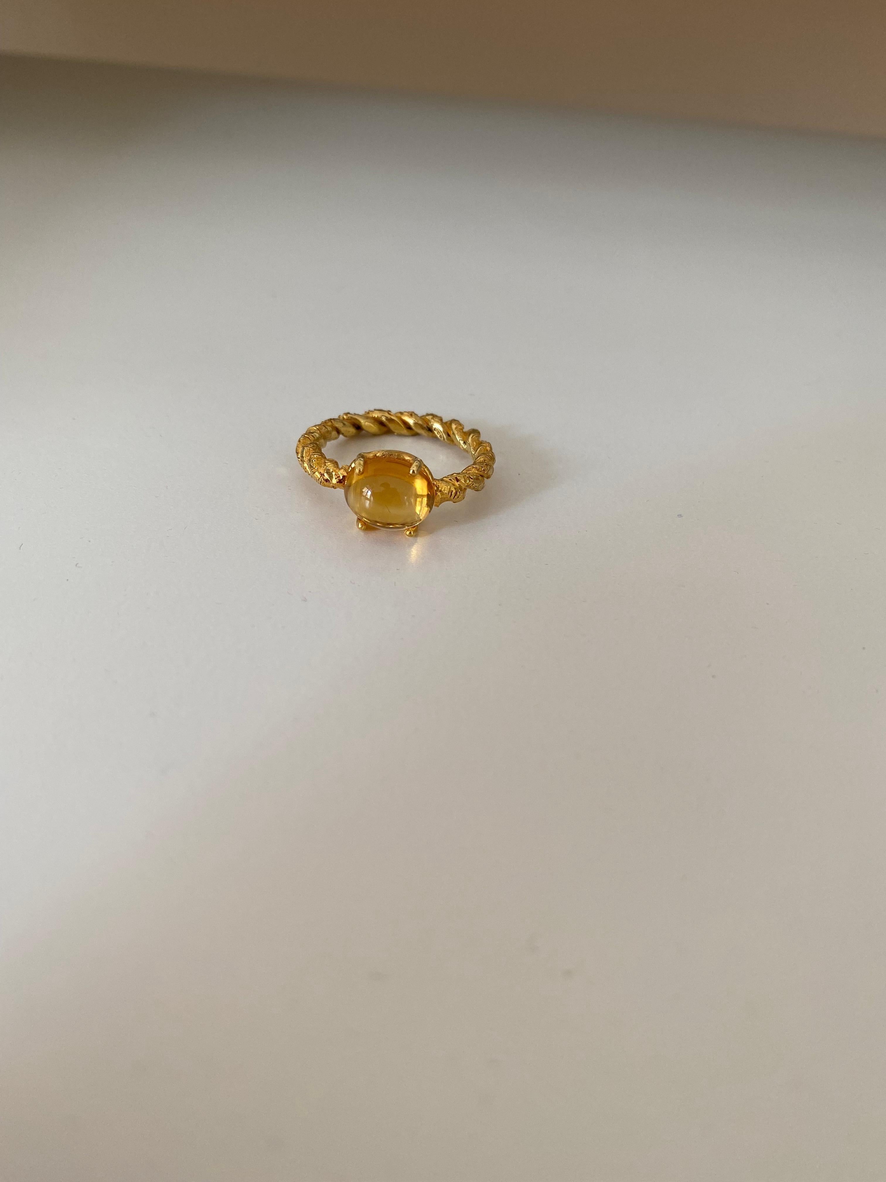 Citrine Unisex 18K Yellow Gold Handcrafted Modern Band Ring In New Condition For Sale In Rome, IT