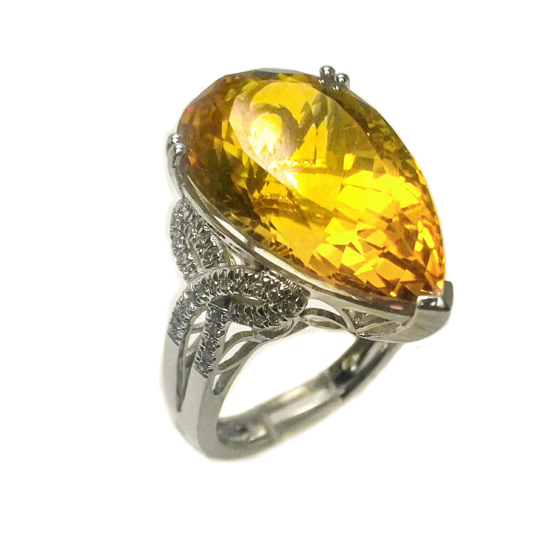 Contemporary Citrine White Gold Cocktail Ring