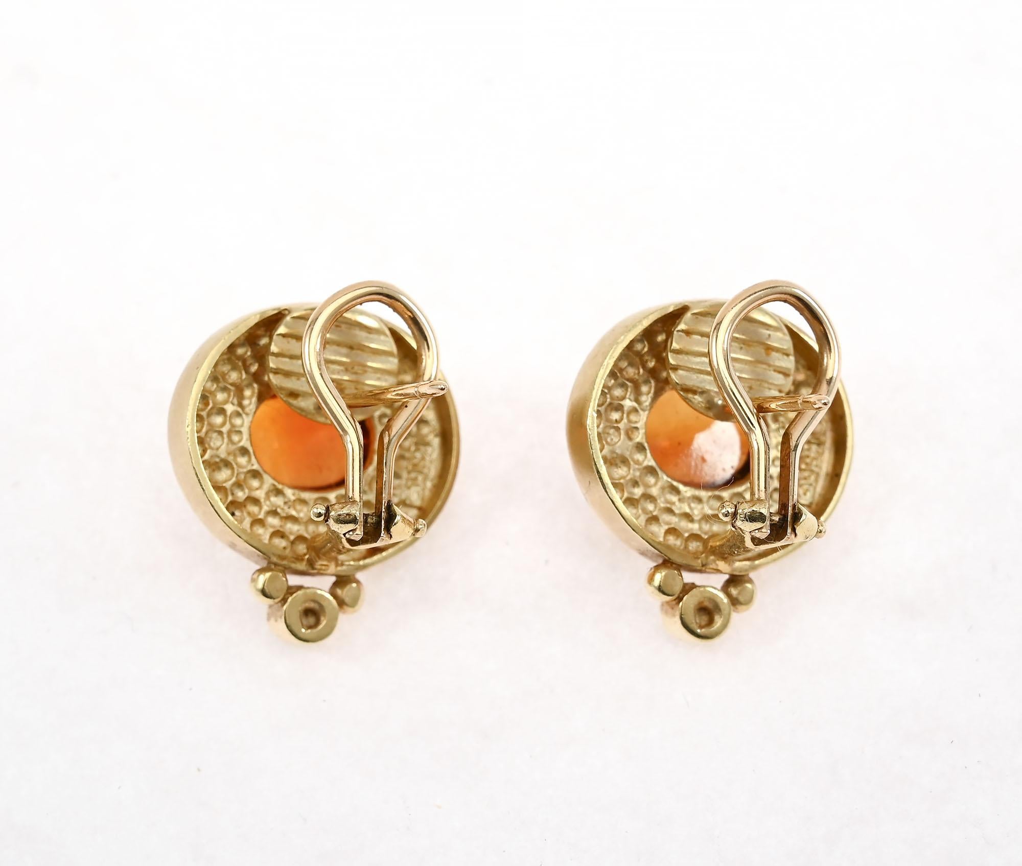 Cabochon Orecchini in oro con citrino e diamanti in vendita