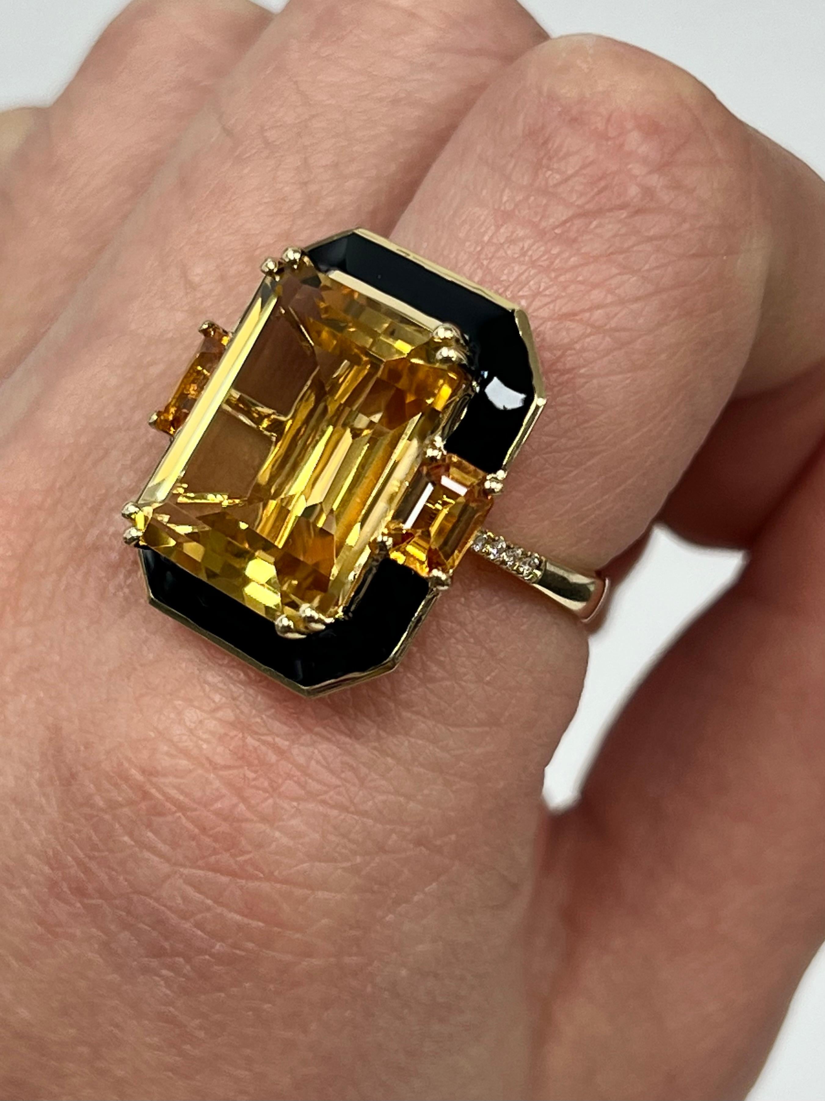 Moderne Bague en or jaune et diamants avec citrine  en vente