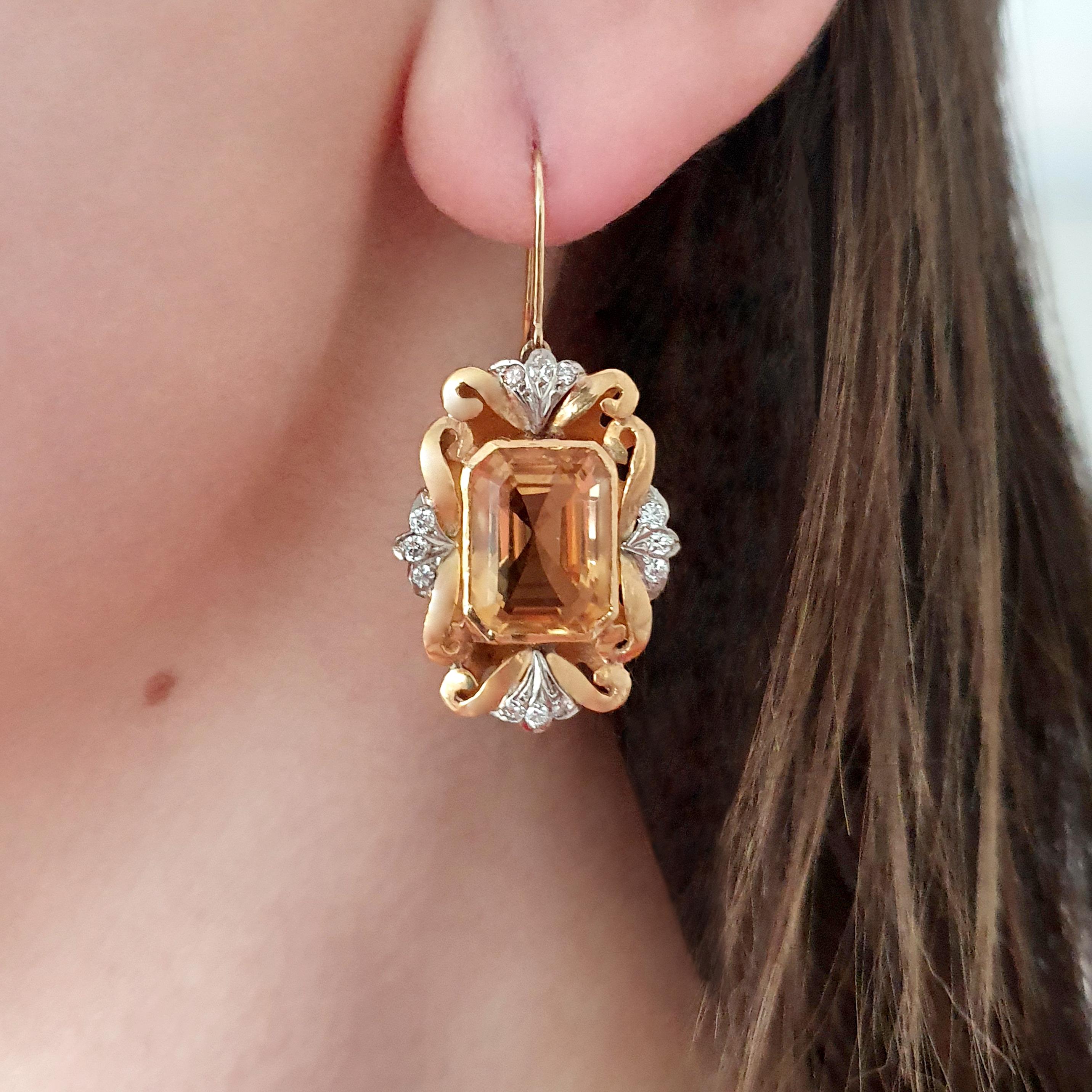 Citrine Yellow Gold Ear Pendants Mid 20th century In Good Condition For Sale In Geneva, CH