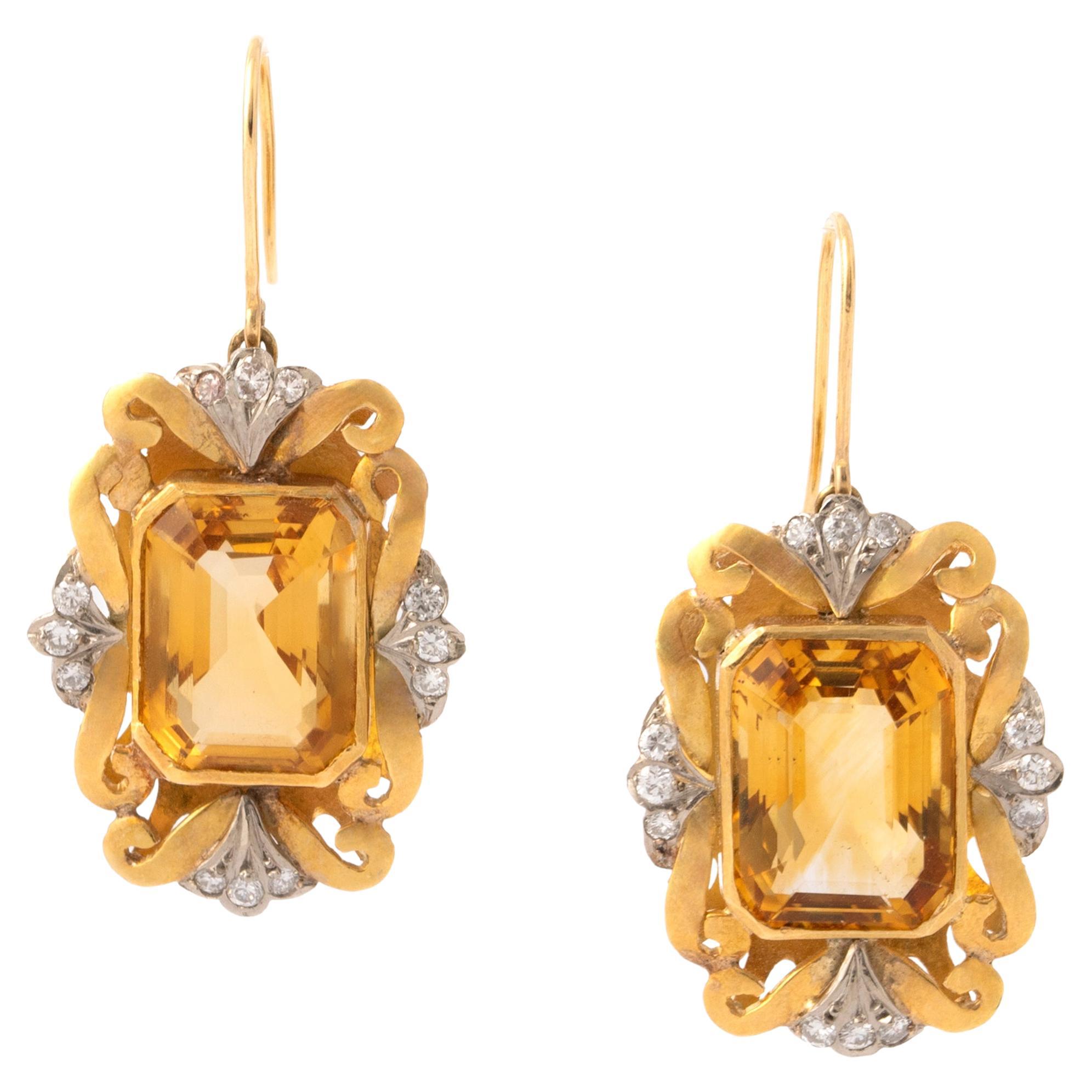 Citrine Yellow Gold Ear Pendants Mid 20th century For Sale