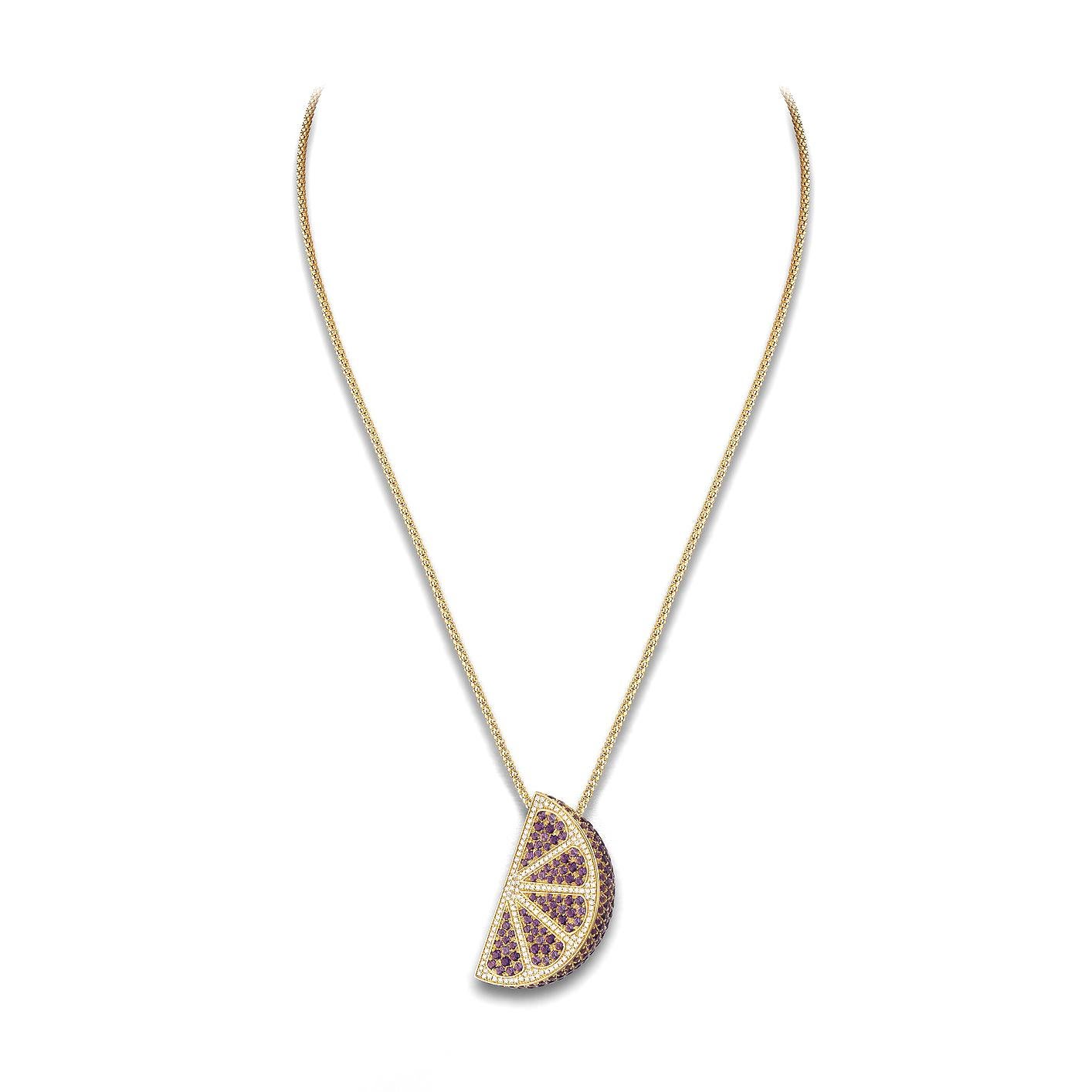 Pendant in 18kt yellow gold set with 151 diamonds 0.90 cts and 196 amethyst 6.80 cts           