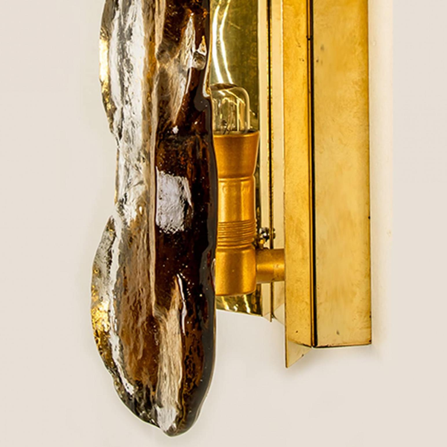 Applique o Sconcese in vetro fumé con volute di agrumi di J.T. Kalmar, 1968 In condizioni buone in vendita a Rijssen, NL