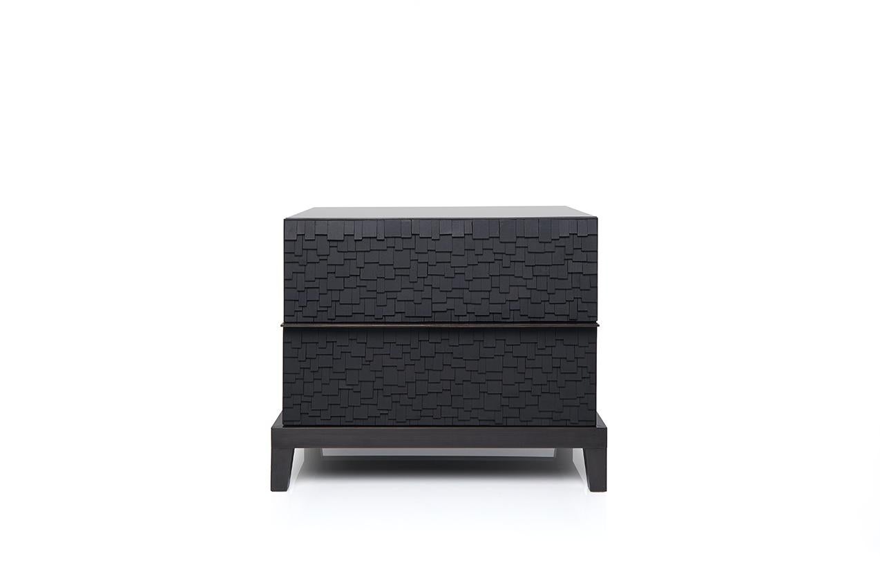 City Bedside Table - Size I, Two Drawers (Britisch) im Angebot