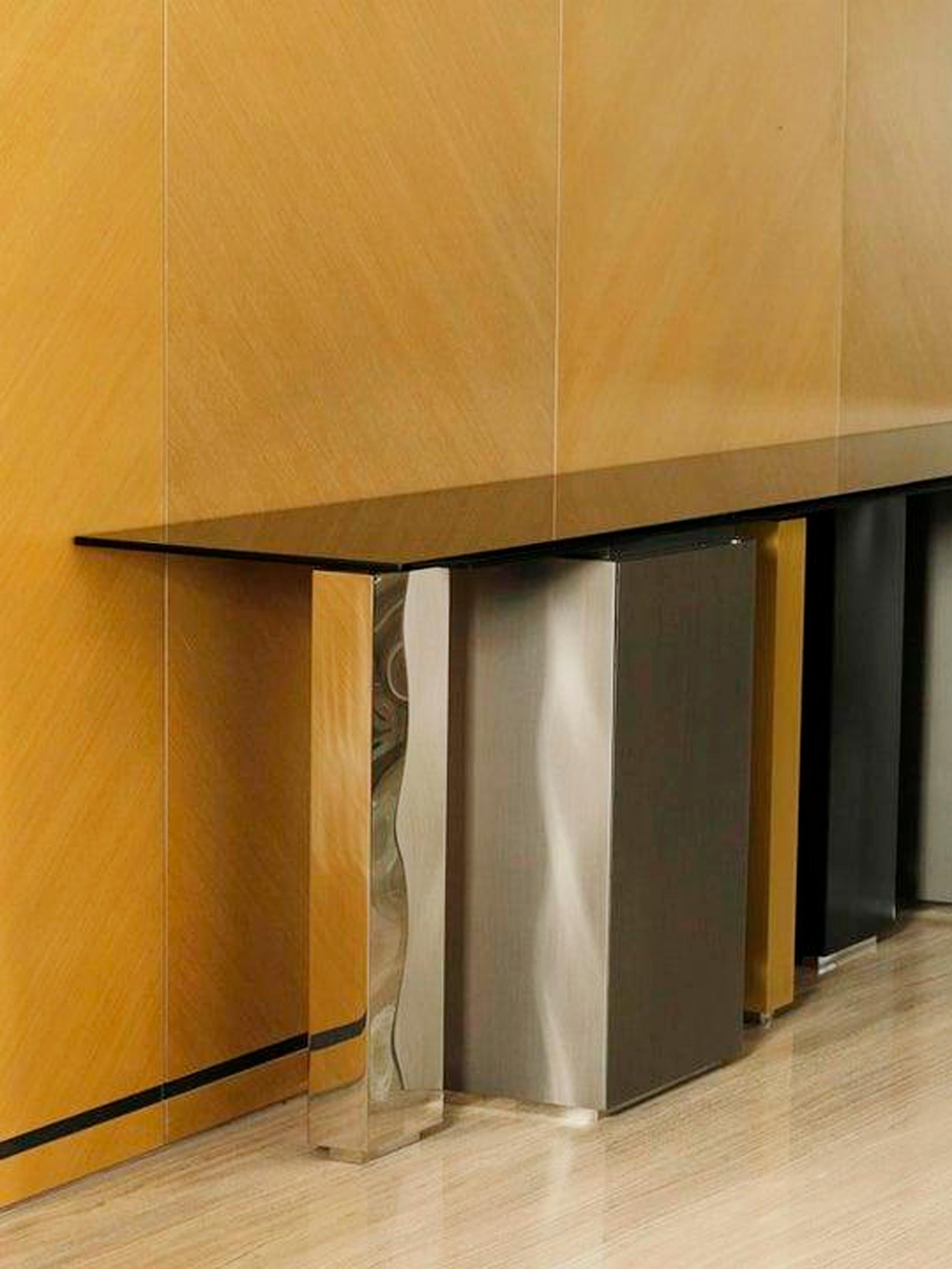 Patinato City XL, Console - Mobile con vetro della collezione GAS in vendita