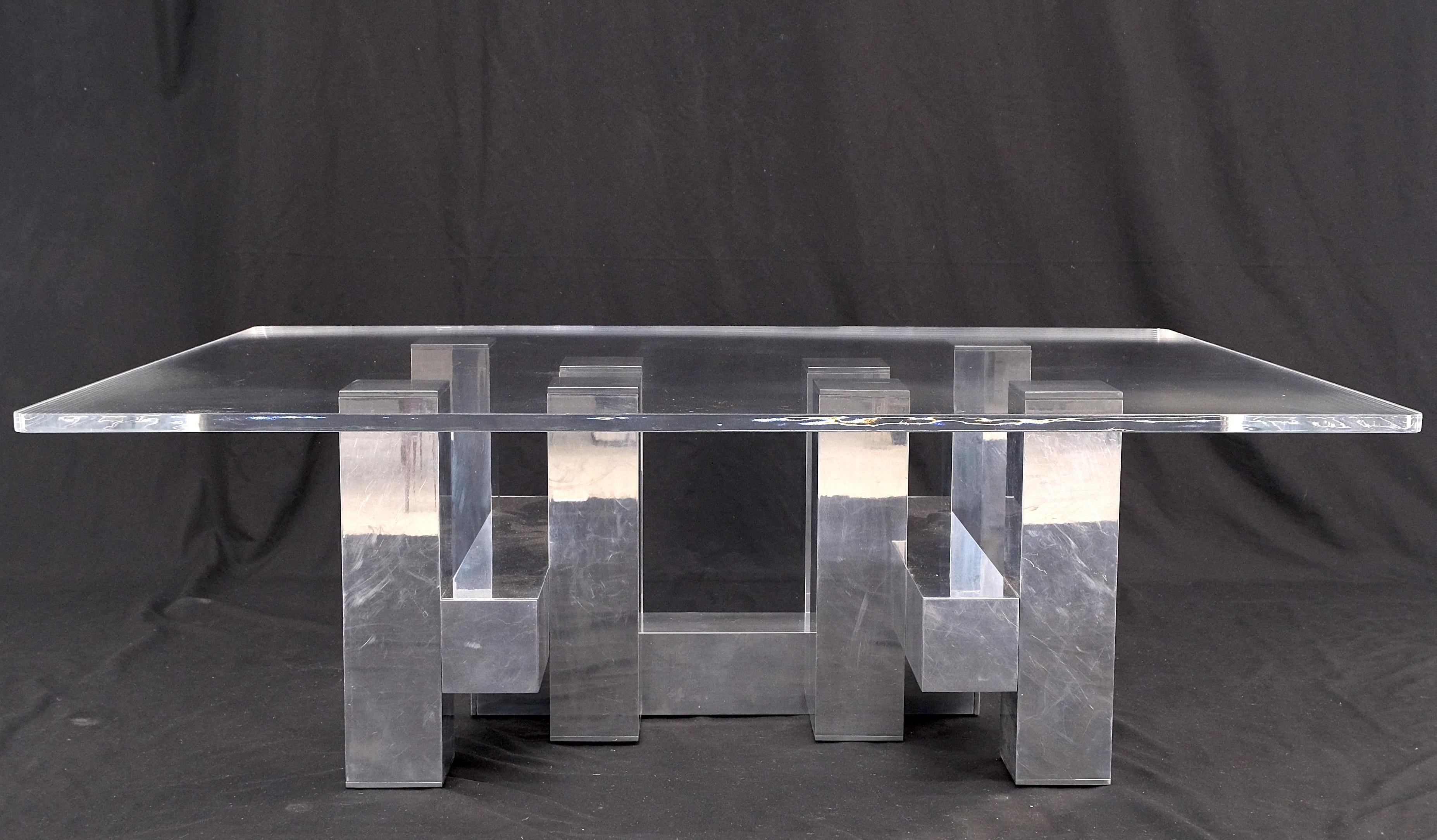 Table basse Cityscape à base d'aluminium et à plateau rectangulaire 3/4