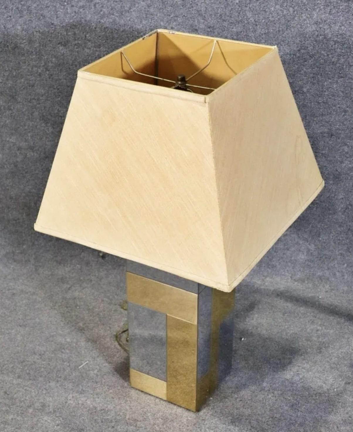 20ième siècle Lampe de la série Cityscape de Paul Evans en vente