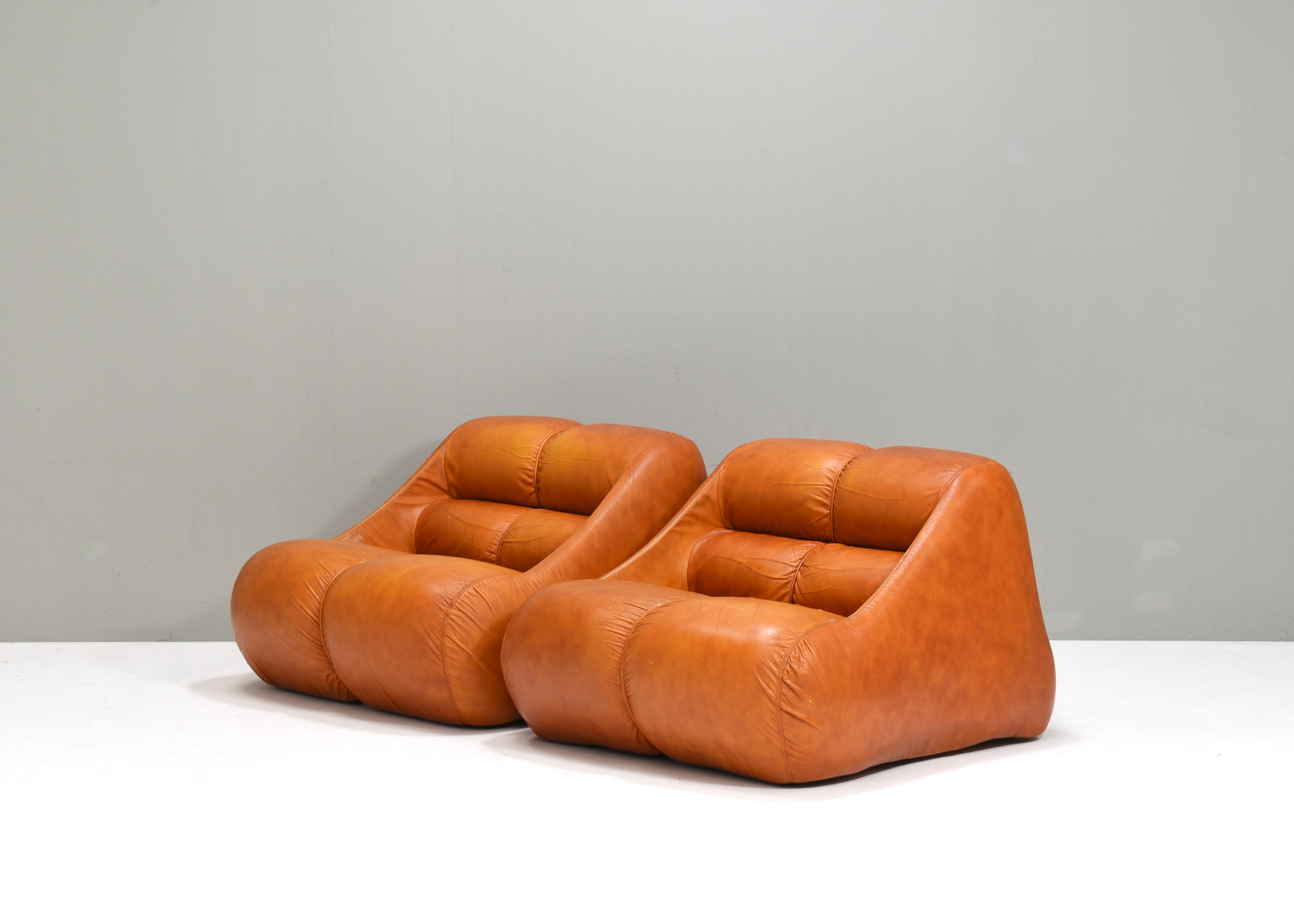 Cuir Chaises Ciuingam en cuir par De Pas, D'Urbino, Lomazzi pour BBB Bonacina- 1967 en vente