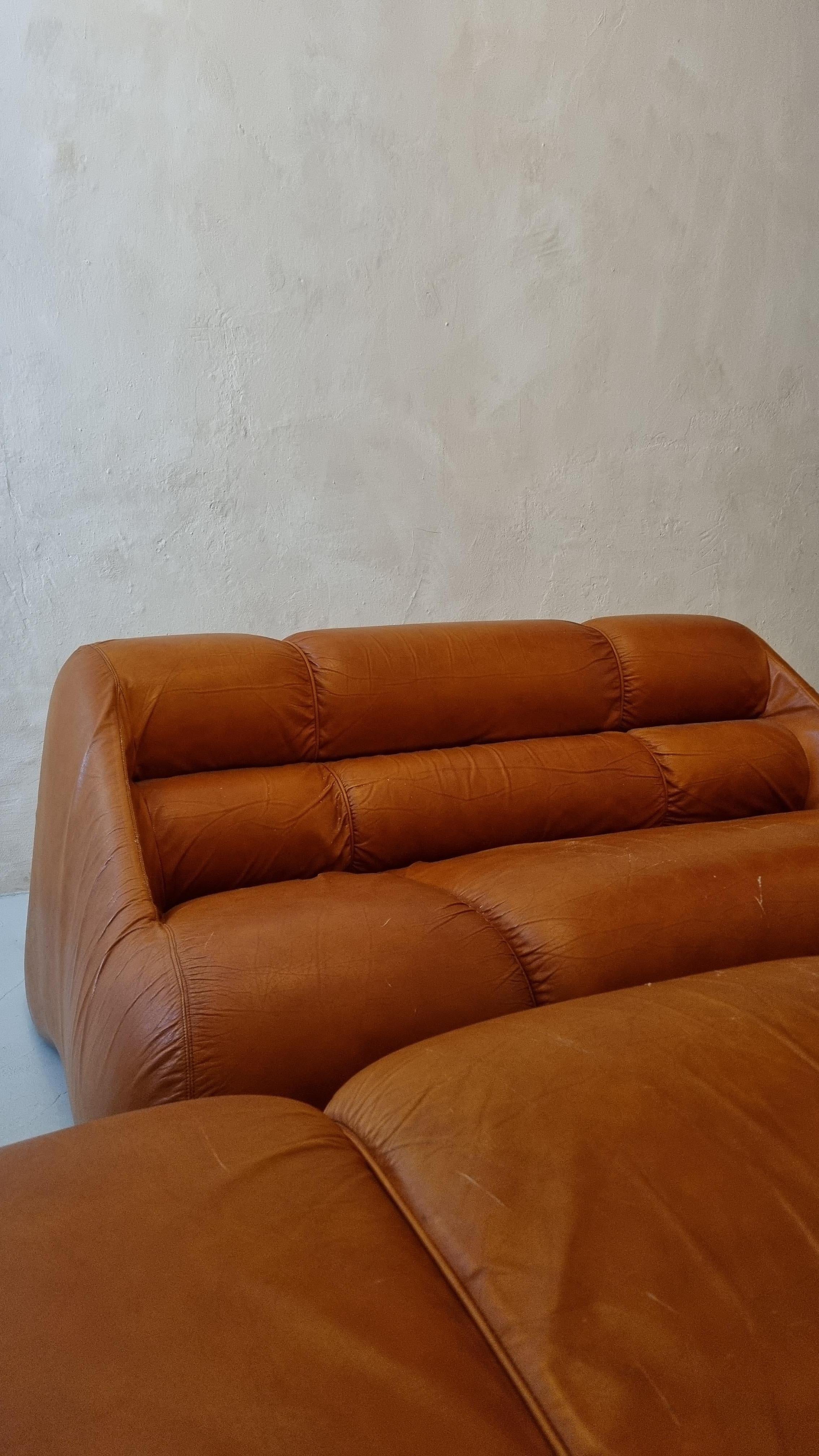 Leather Ciuingam sofas by De Pas D' Urbino & Lomazzi for BBB Bonacina, Italy 1967 For Sale