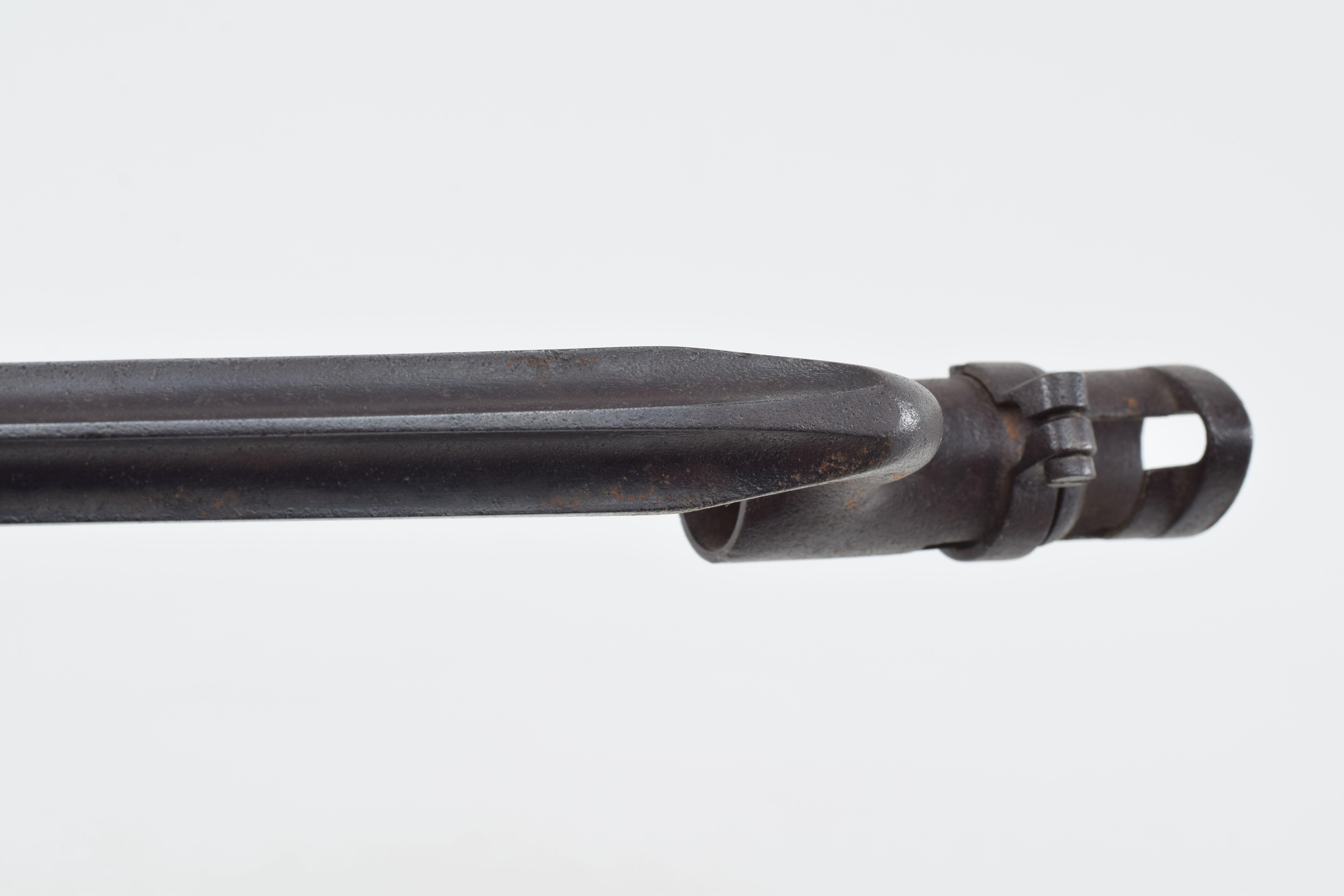 Civil War Socket Bayonets In Good Condition For Sale In Norton, MA