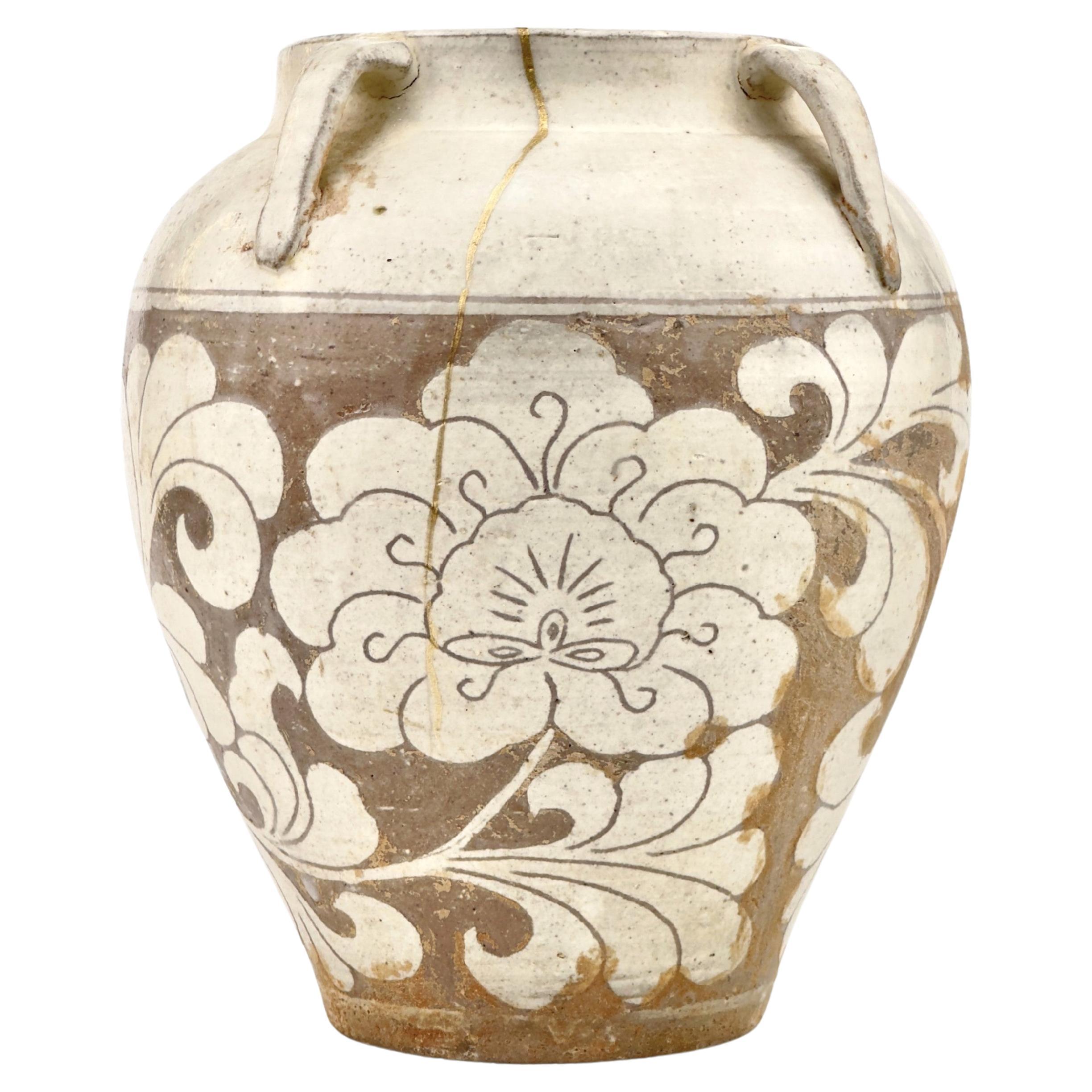 Cizhou Lotus Carved Jar, Song-Yuan dynasty For Sale