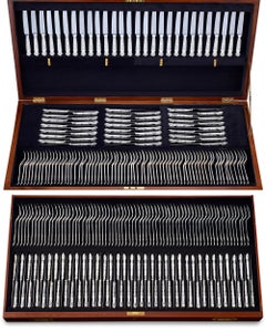 C.J. Vander 994-Piece Silver Flatware Service