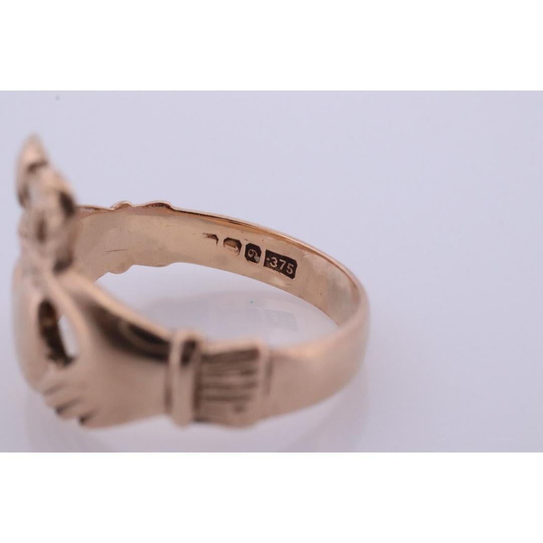 CLADDAGH Ring. 9k Vintage Irish Claddagh Heart Hands band. 9k Yellow Gold Love 2