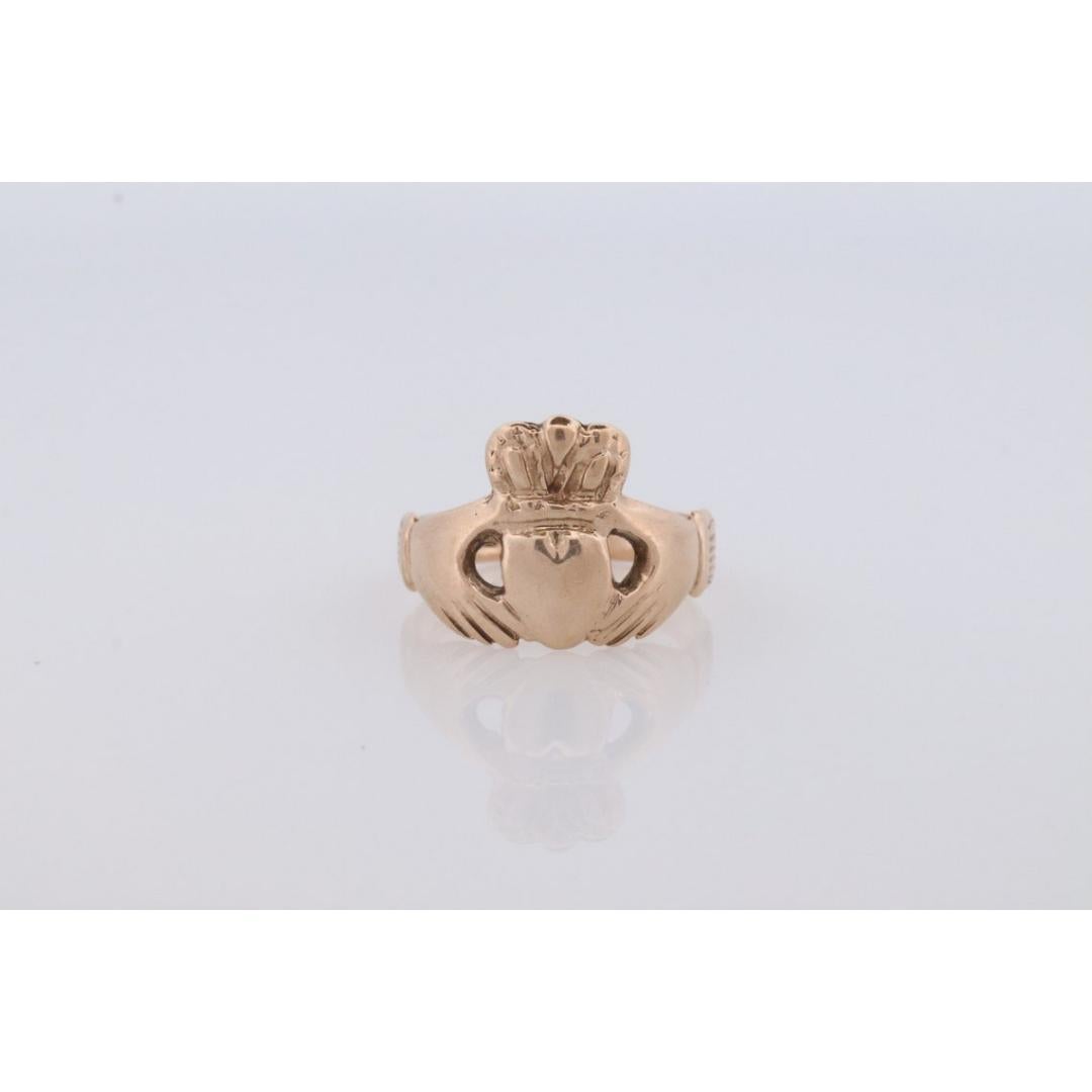 CLADDAGH Ring. 9k Vintage Irish Claddagh Heart Hands band. 9k Yellow Gold Love 3