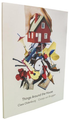 Livre blanc "Things Around the House" de Claes Oldenburg, 2015