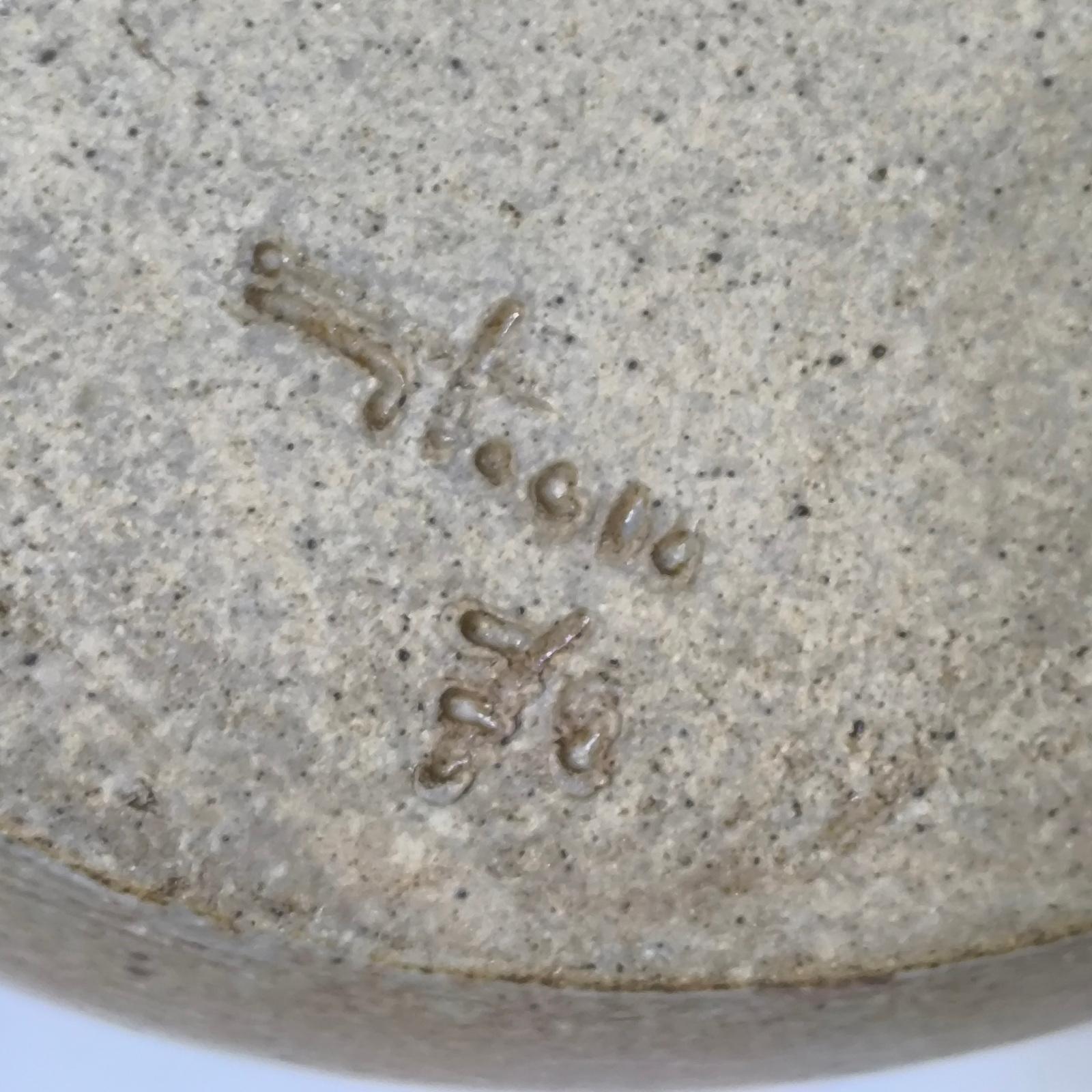 Claes Thell Vaso unico in gres semi opaco smaltato di marrone rossastro, Studio A '73 in vendita 2