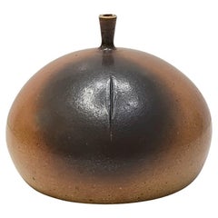 Claes Thell Jarrón único de gres esmaltado marrón rojizo semimate, Estudio propio '73