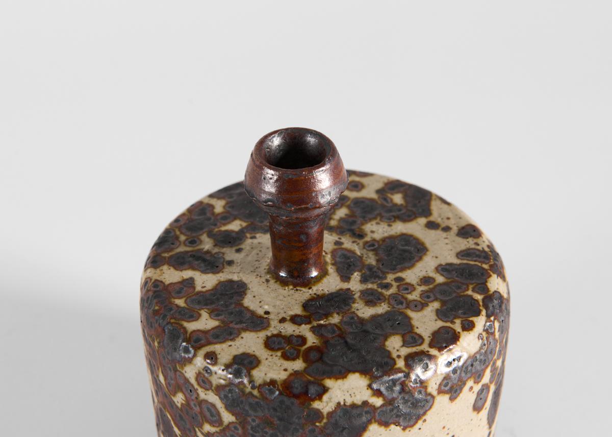 Swedish Claes Thell, Vase with Brown Mottled Glaze, Sweden, 1970s For Sale