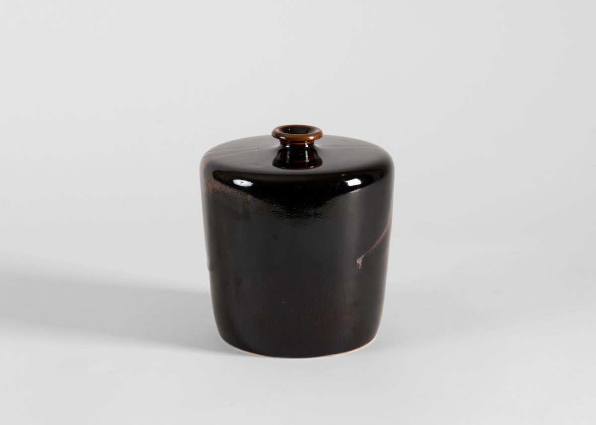 Claes Thell, Vase with Brown Yellow Glaze, Sweden, 1992 In Good Condition For Sale In New York, NY