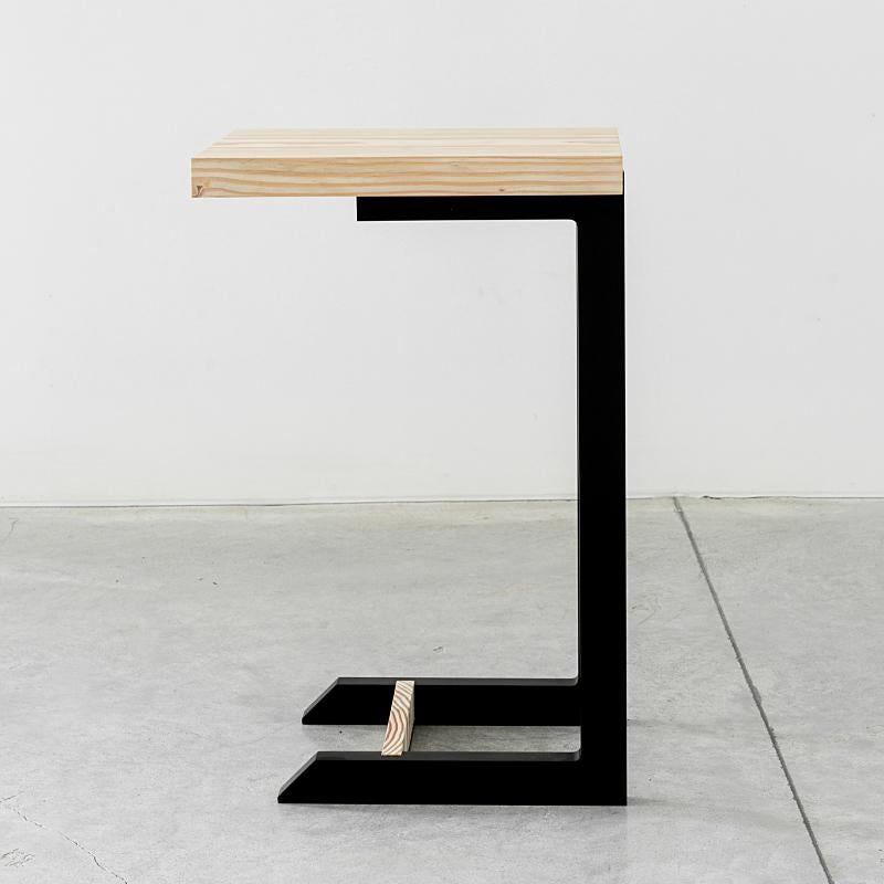 Modern Clair Black End C Table by Autonomous Furniture For Sale