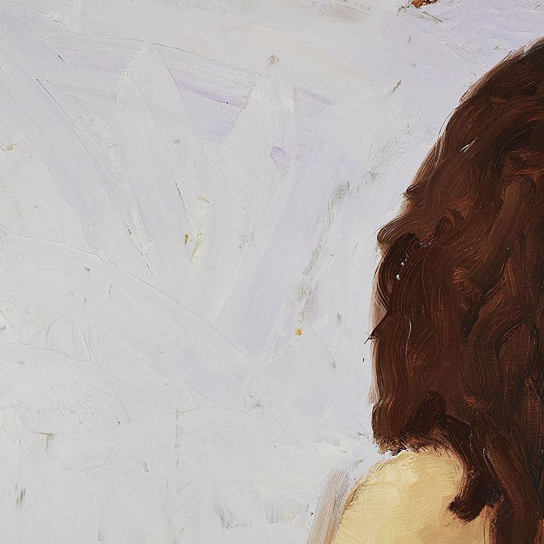 Un grand portrait de nu peint par l'artiste Clair Seglem. Peinte sur carton, cette œuvre représente une femme nue. Elle porte un chemisier ouvert foncé à bordures rouges qui pend sur une épaule. Elle a des cheveux volumineux de couleur rouge foncé