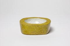 Claire Debril 20th design yellow and white ceramic vide poche or ashtray 1970