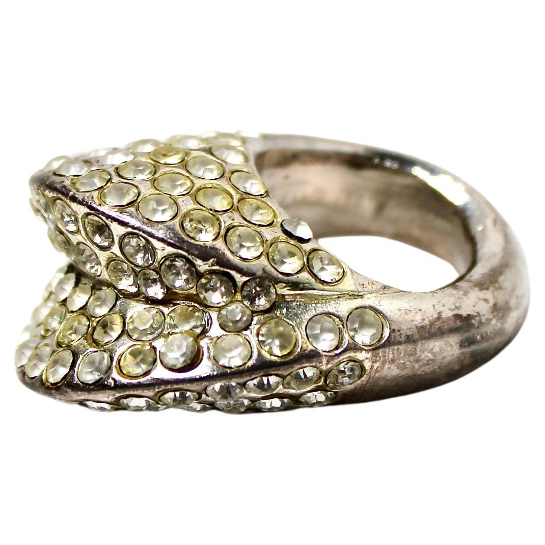 Claire Deve for Claude Montana, anello con strass, circa anni '80 In condizioni discrete in vendita a Scottsdale, AZ