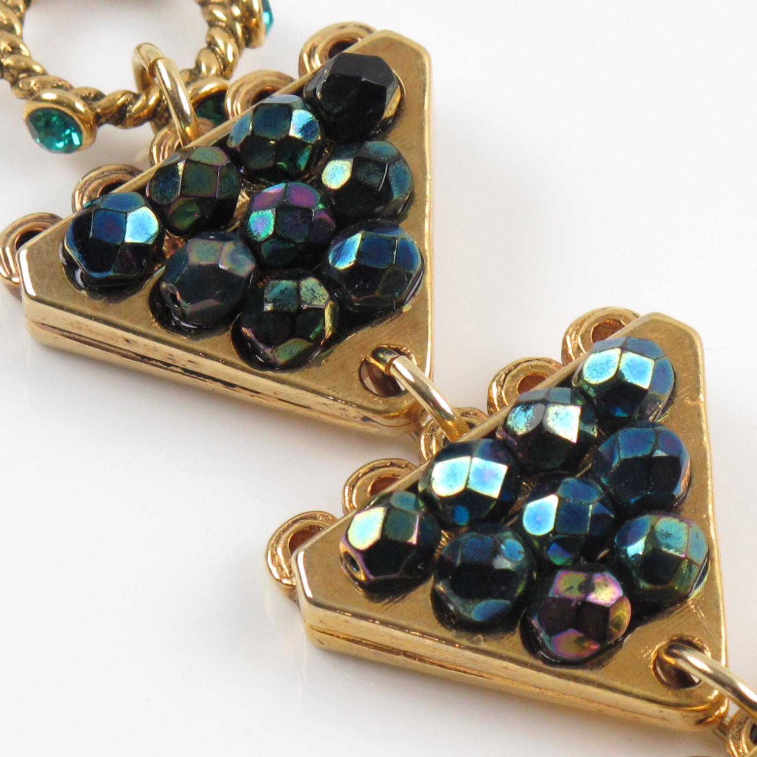 Claire Deve Bracelet jonc géométrique doré avec bijoux Excellent état - En vente à Atlanta, GA