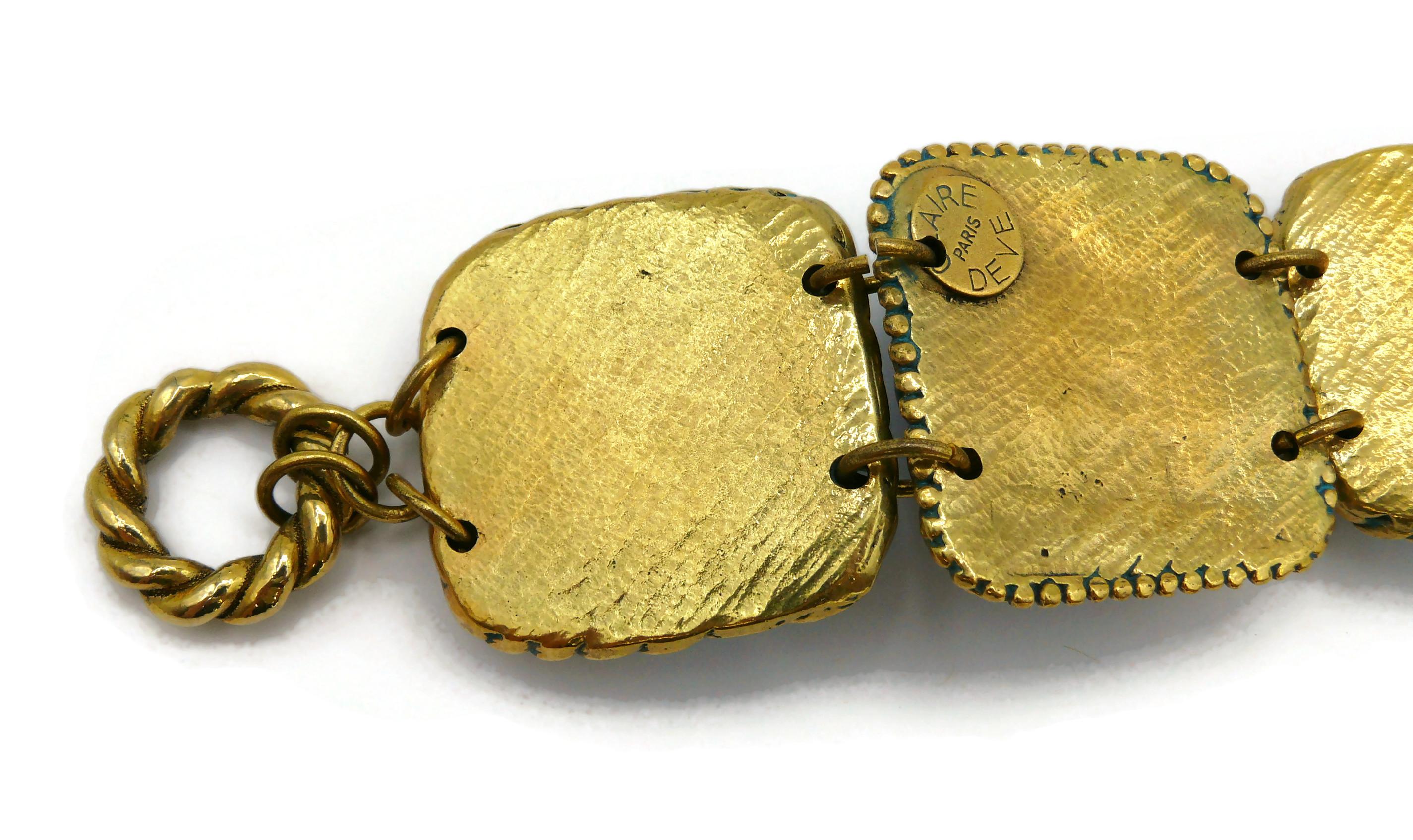 CLAIRE DEVE Bracelet à maillons vintage orné de bijoux en vente 8