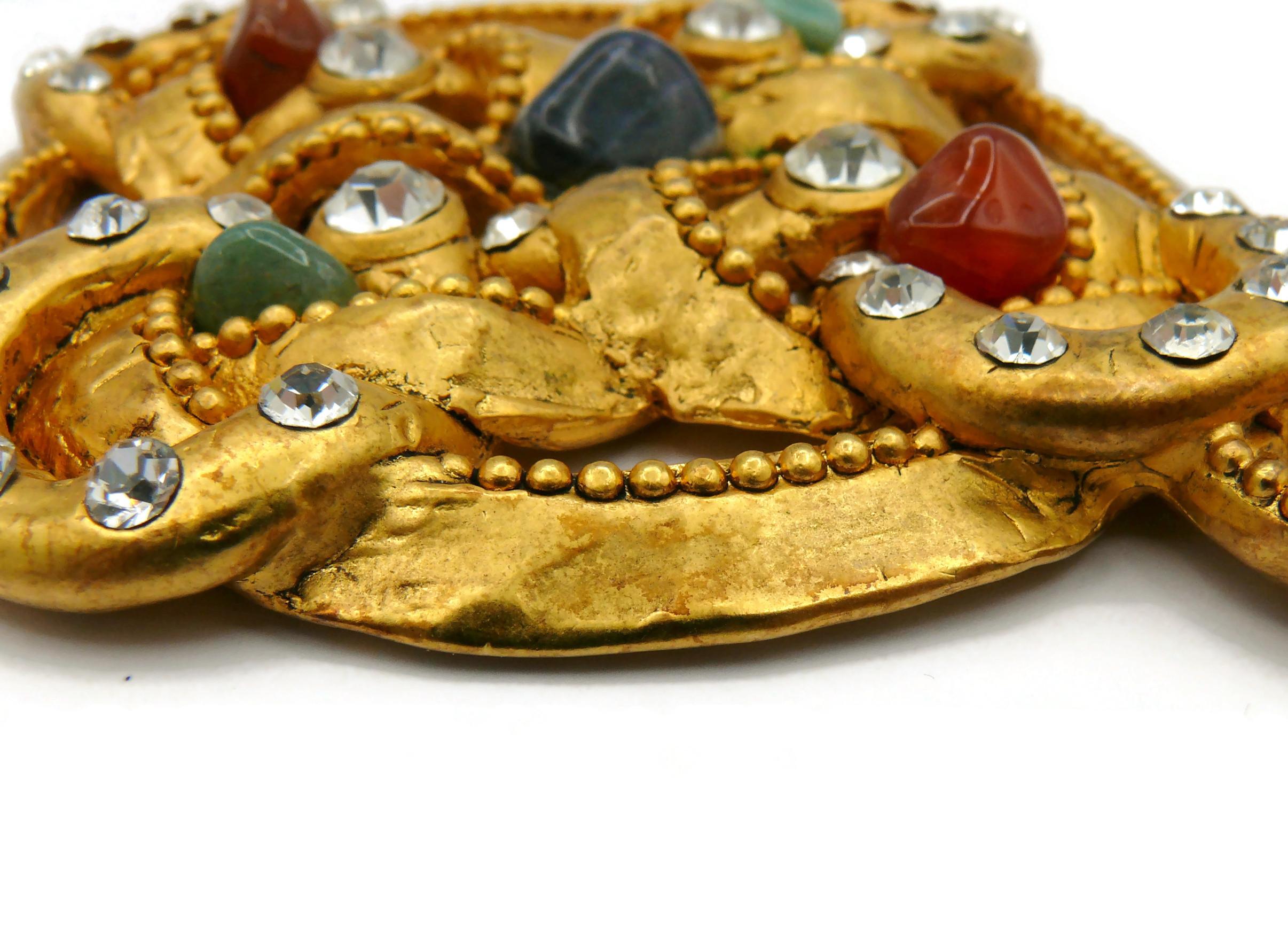 CLAIRE DEVE Vintage Massive Jewelled Pendant Necklace For Sale 13