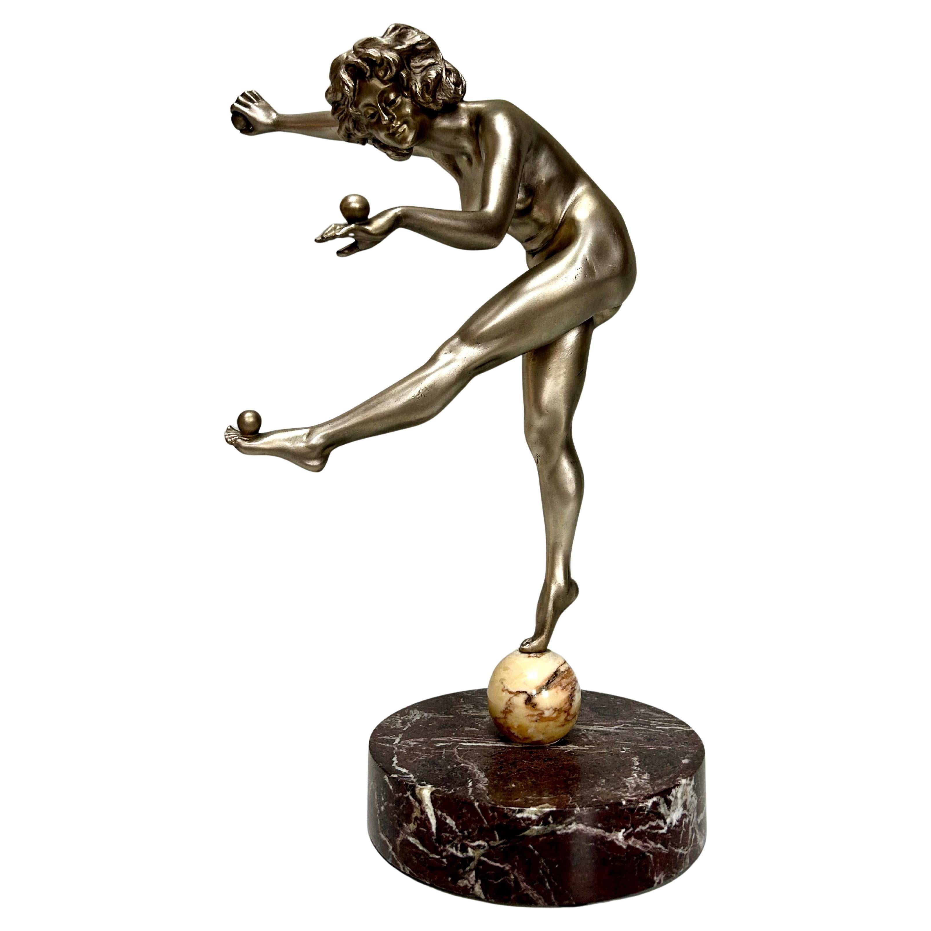 Claire J.R. Colinet Bronze Art Deco "The Juggler" im Angebot