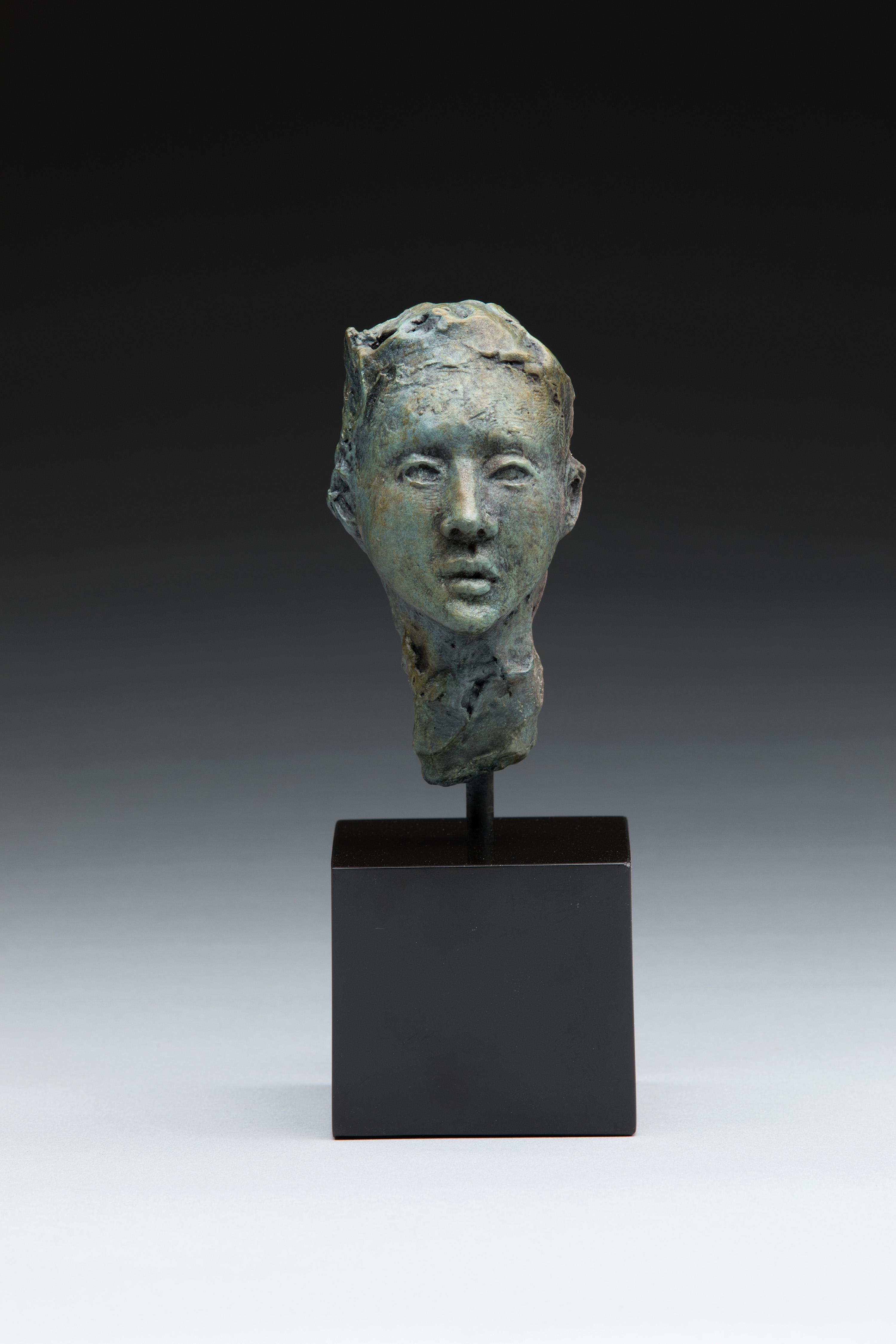 Claire McArdle Figurative Sculpture - Nipote #6