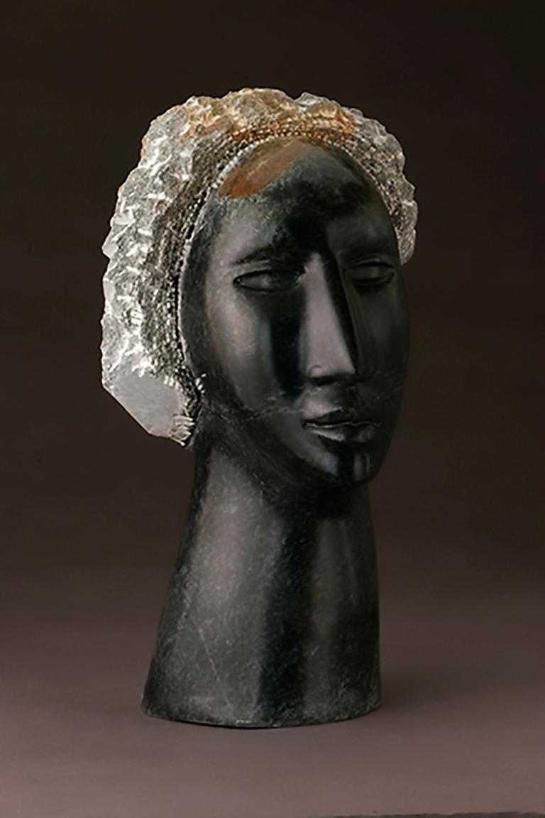 Claire McArdle Figurative Sculpture - Queen of d'Nile